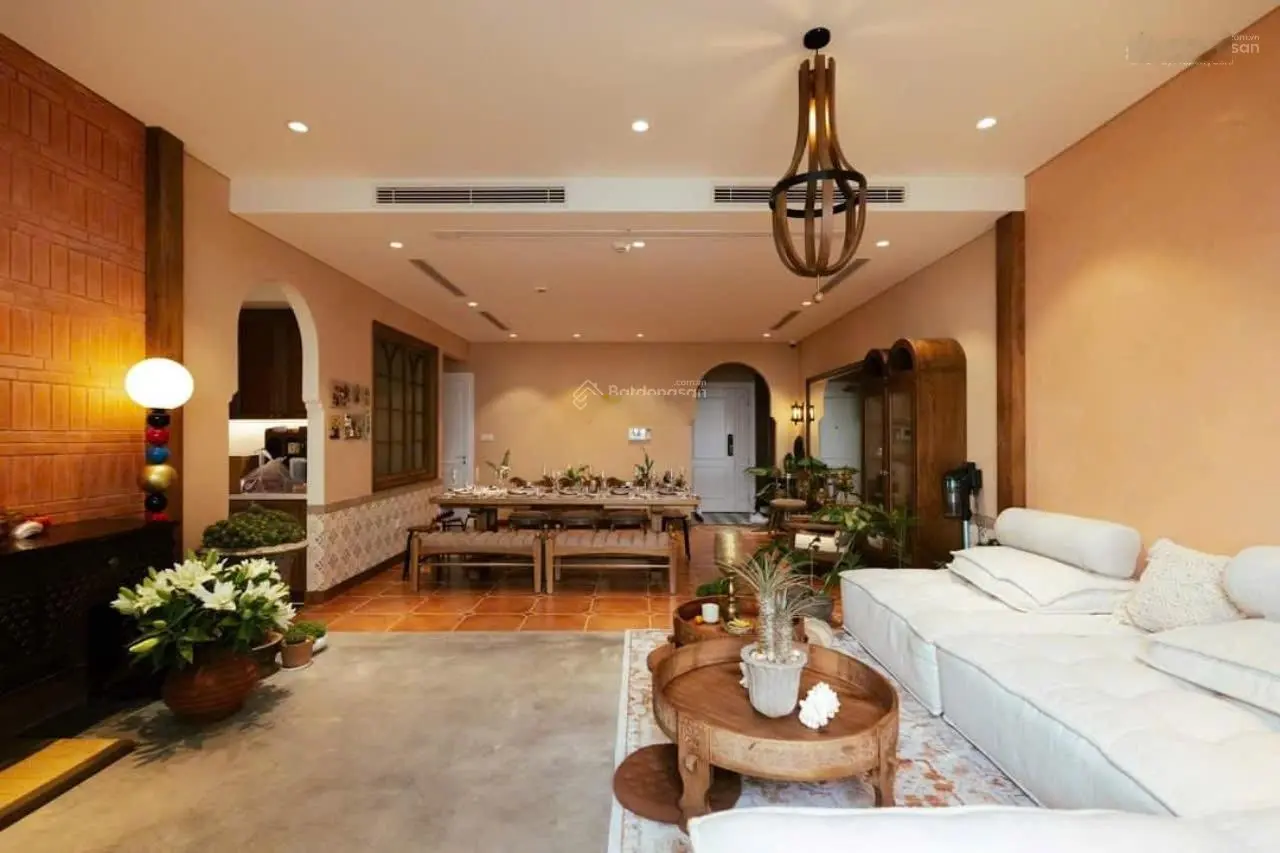 Bán chung cư cao cấp Hateco Laroma Huỳnh thúc Kháng 136m2 nội thất cao cấp giá hơn 100tr/m2