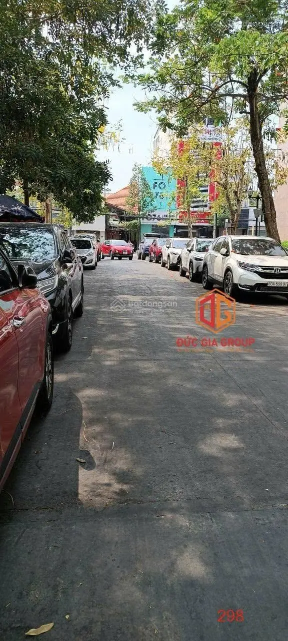 Cần bán căn shophouse Vincom 1T2L thuộc P. Tân Mai giá 15 tỷ