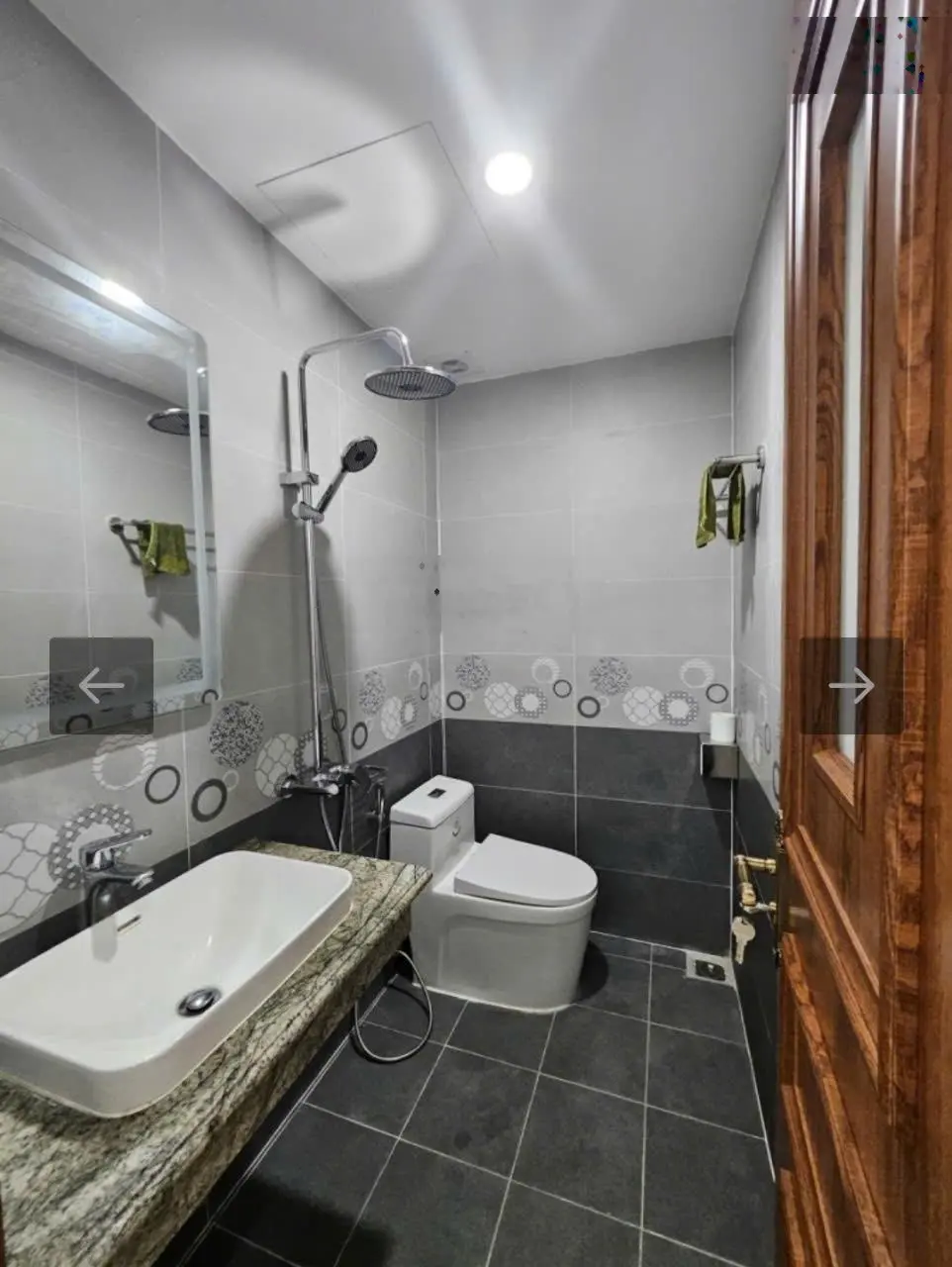 Hạ 1 tỷ bán nhanh ! nhà P/L đường vạn xuân 72M, vị trí đắc địa , gara , KD ,vỉa hè ô tô tránh