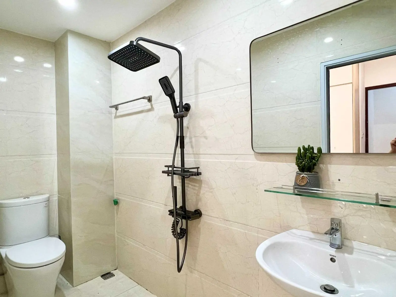 Chính chủ bán nhà đầu tư mới xây, full nội thất kiệt ô tô 44.6m2