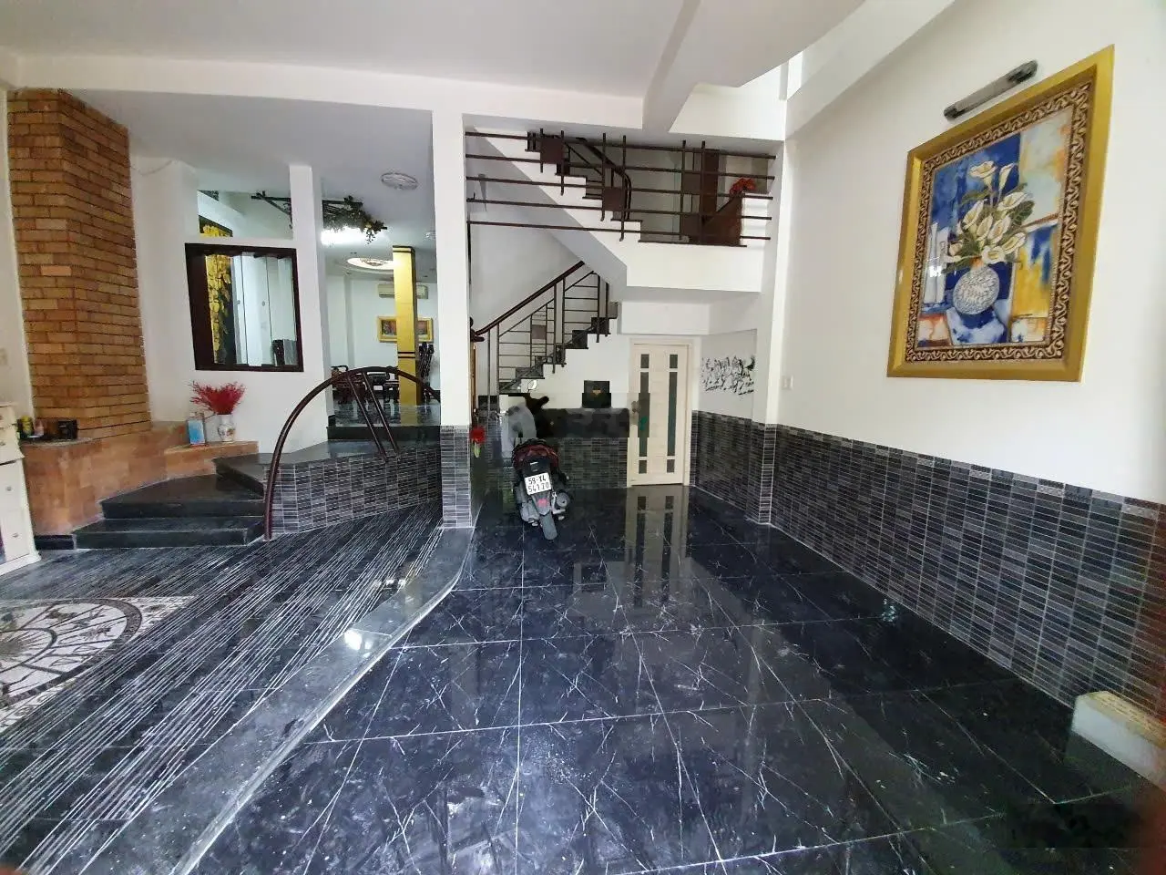 HOT! Mặt tiền khu K300, P. 12 quận Tân Bình 4.2x20m (84m2) nhà 5 tầng lầu, thu nhập 40tr/thg