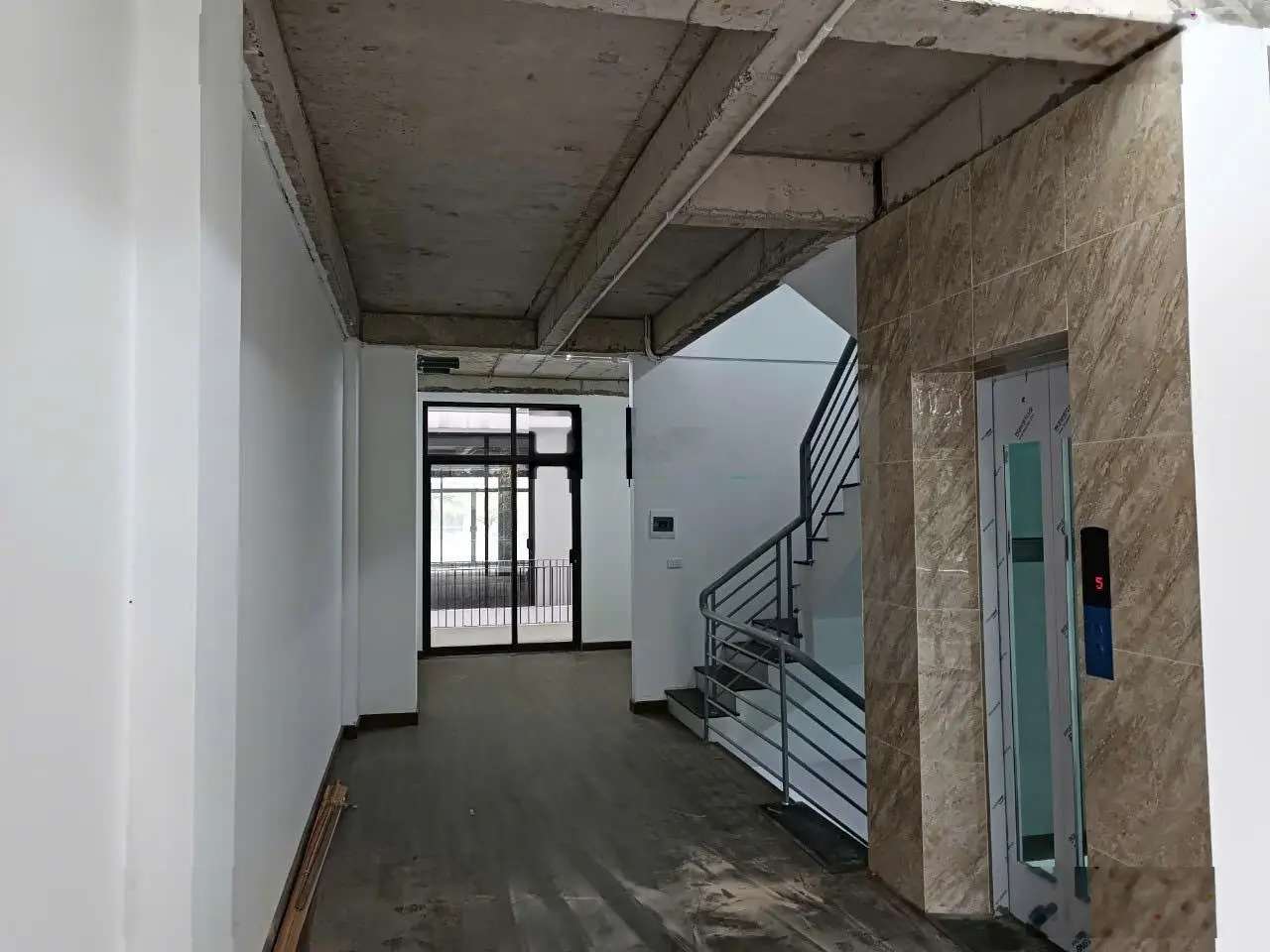Chính chủ gửi bán căn liền kề cạnh góc đẹp như hoa hậu 78m2 đối diện chung cư 18tỷ7