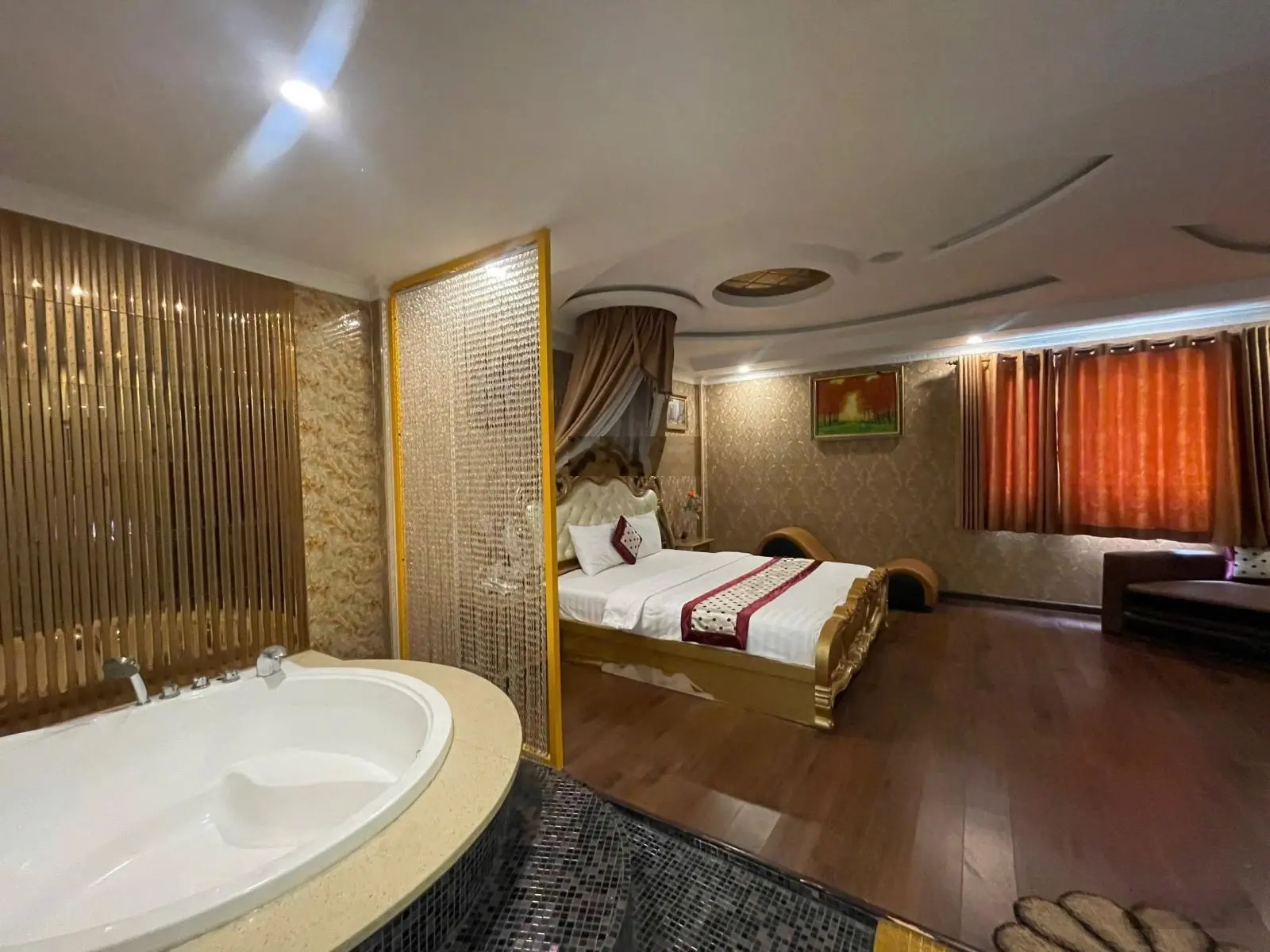 Siêu phẩm dòng tiền, tại Trung Sơn, 120m2 (6x20), 7 tầng, DT 250tr/tháng, vị trí đẹp nhất KDC