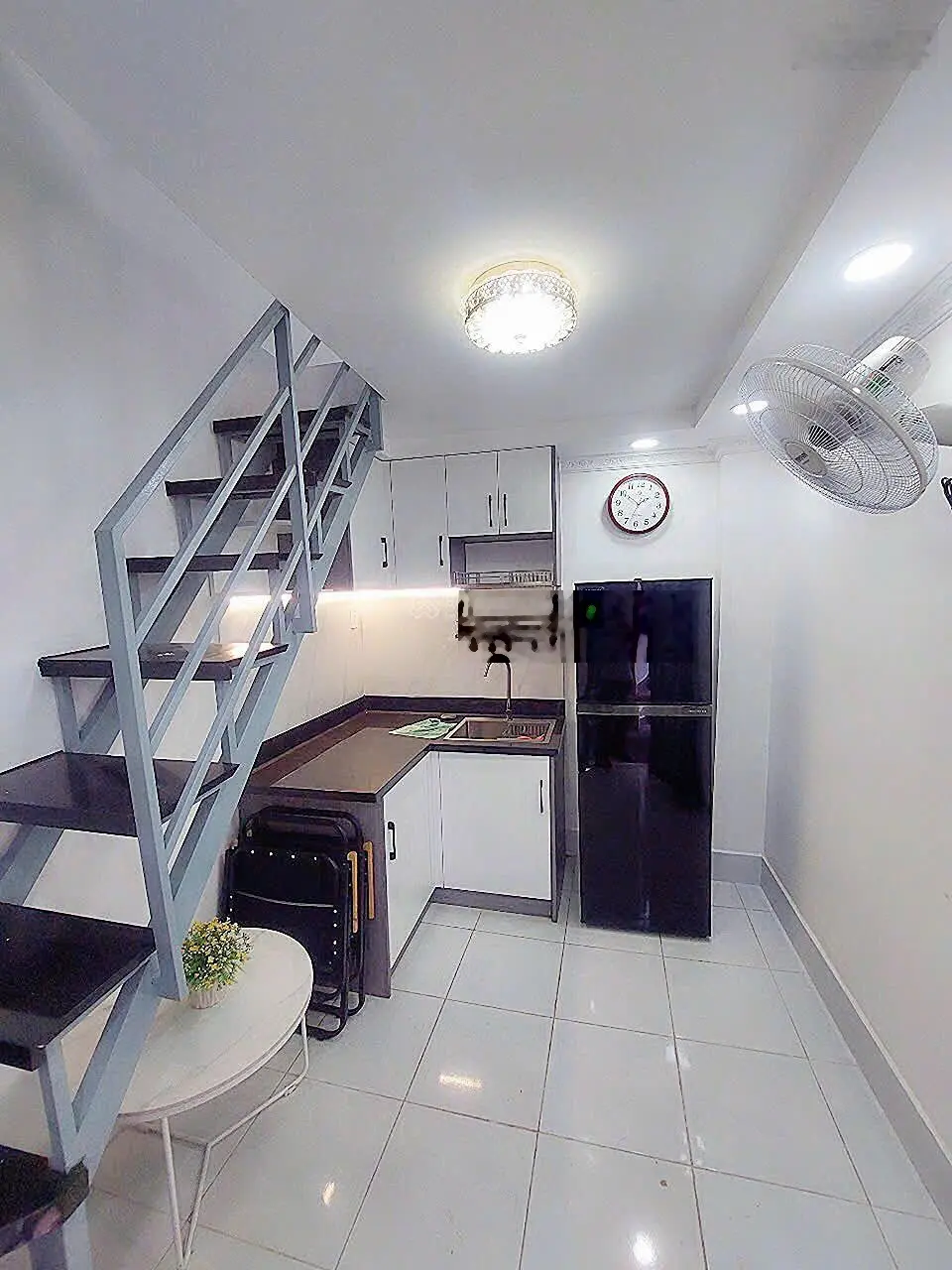 1,28 tỷ- Nhà Hoàng Diệu F4 - Q4 - shr hoàn công đủ gần Chùa Giác Nguyên
