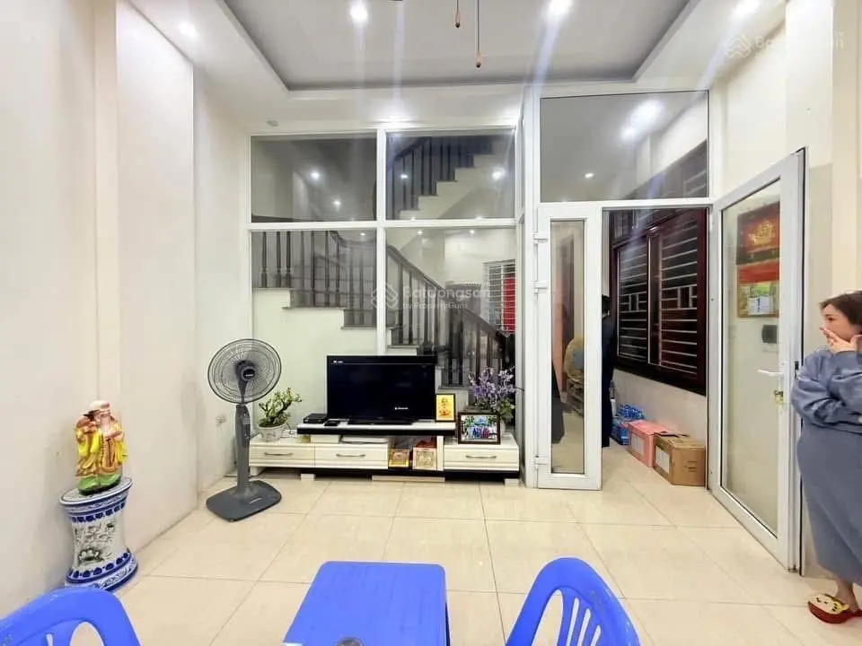 Nhà mới đẹp kim mã ba đình 66m- mặt tiền 5m- full nội thất-giá rẻ