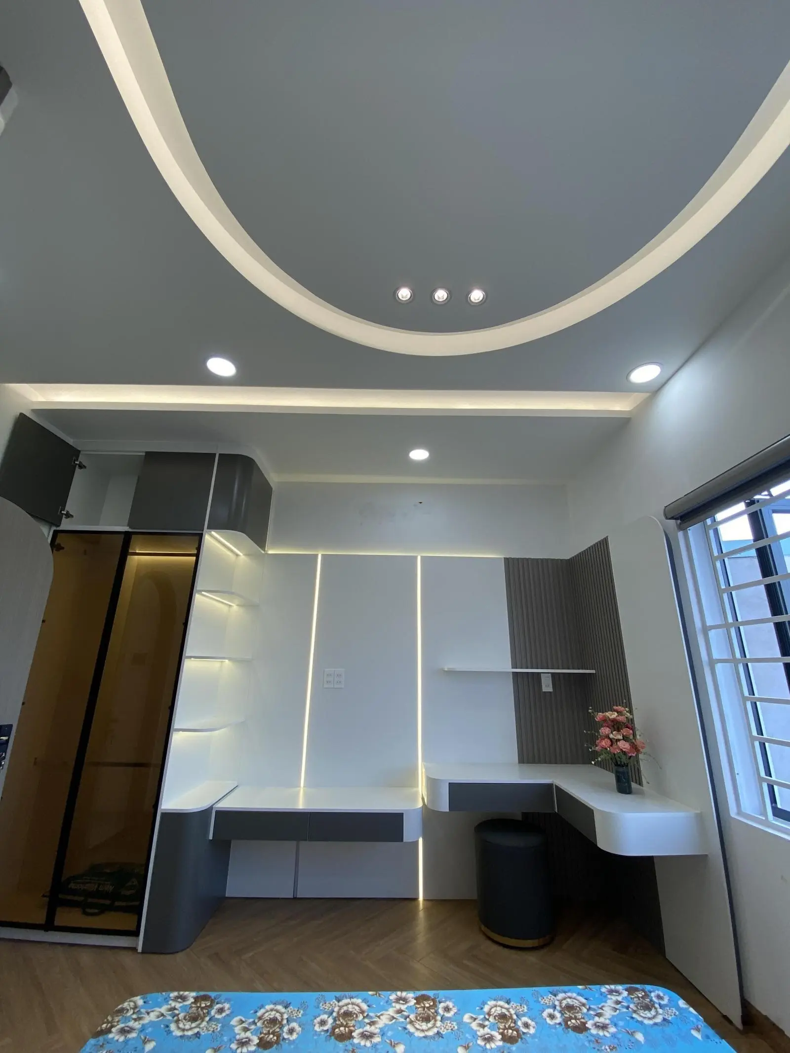 Chính chủ bán nhà thạnh xuân quận 12 dt 4x20 xây 3 lầu đường ô tô thông giá 6tỷ950