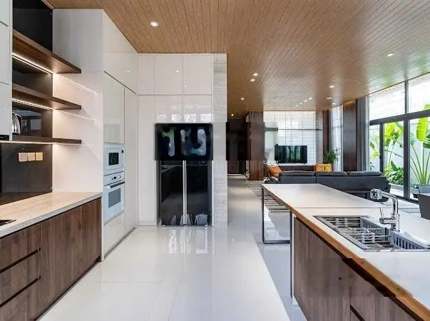 Bán biệt thự Thảo Điền ngay Quốc Hương. Ngang 7m, 4 tầng có hồ hơi. HĐT 110tr giá 39 tỷ