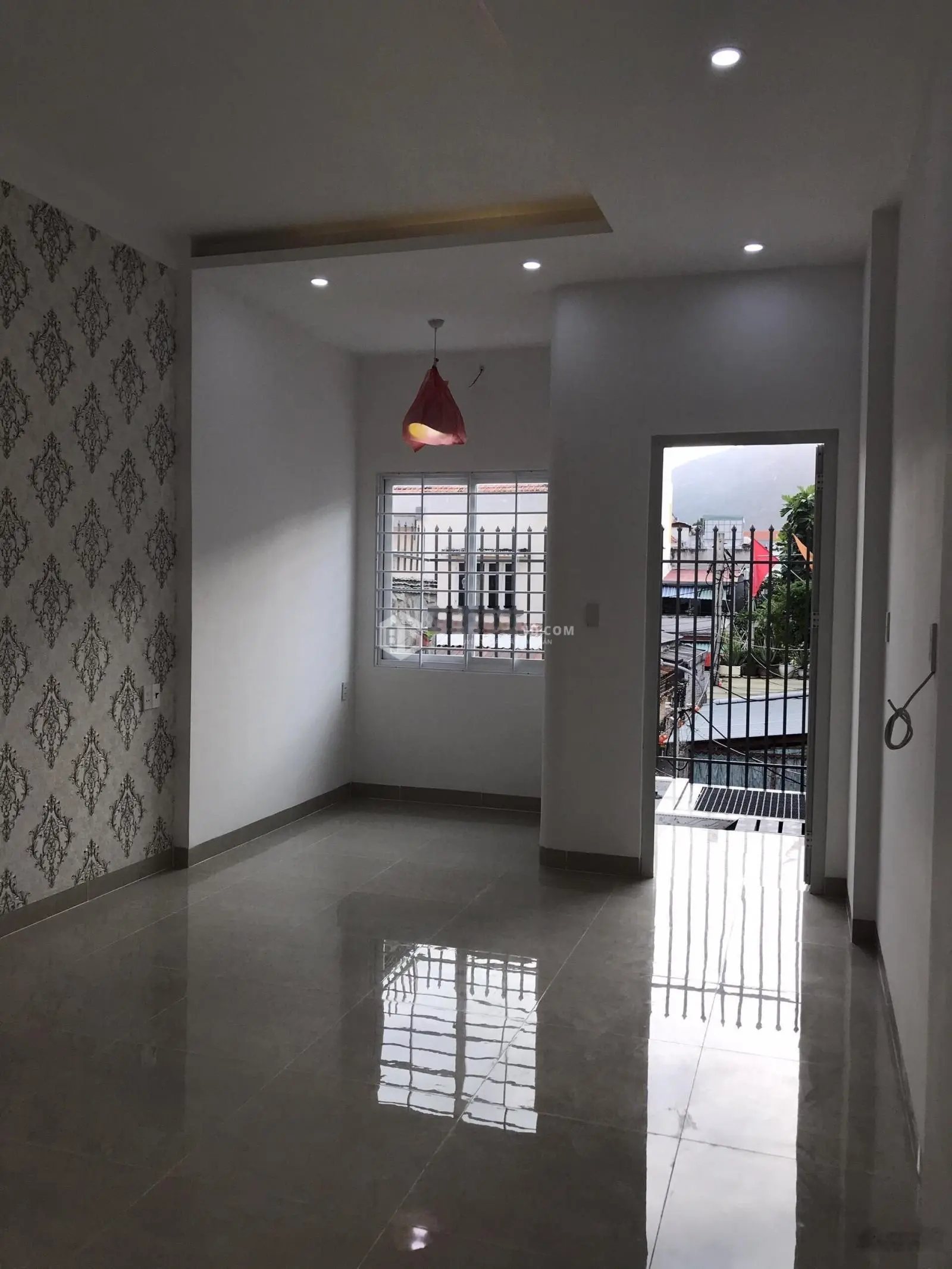 Bán nhà 1T2L nở hậu mới xây - P7 - sổ hoàn công - giá cực tốt - số lượng có hạn