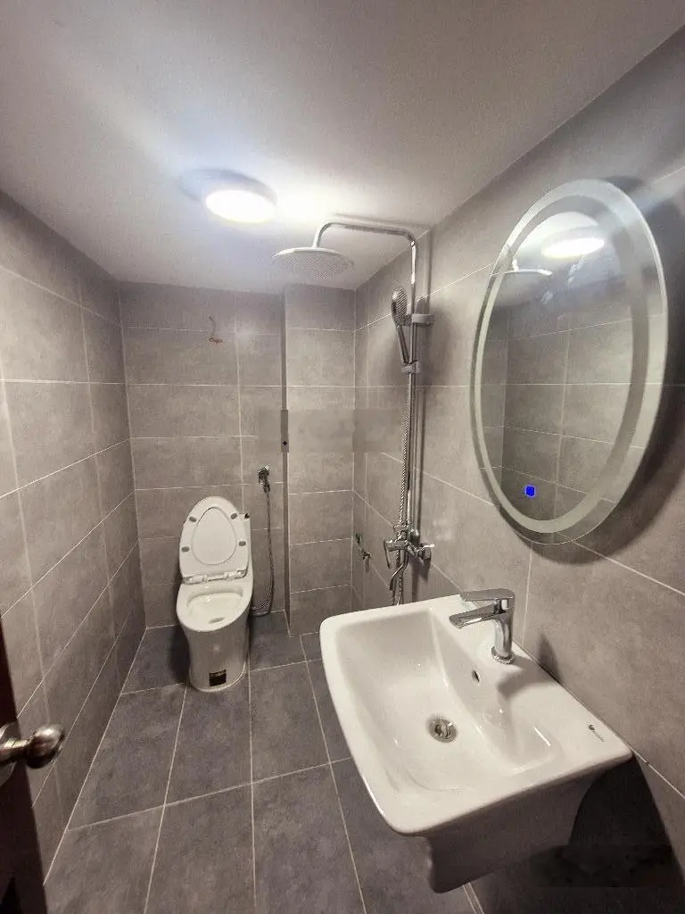 Bán nhà Tân Mai, 55m2 x 4 tầng, mặt tiền 4,5m, gần trường, chợ...- tiện ích đầy đủ, giá chỉ 6,75 tỷ