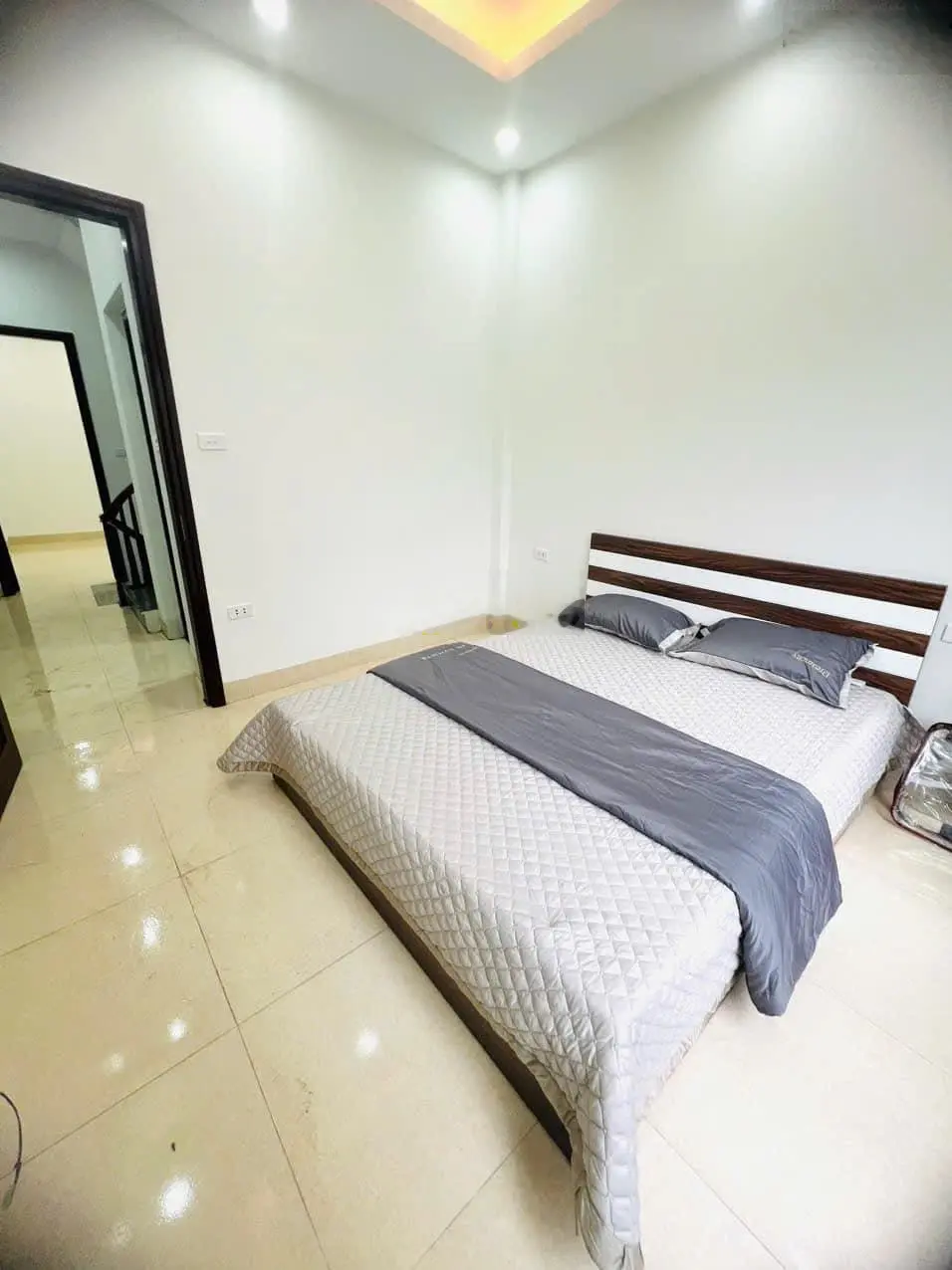 Chỉ 3,3 tỷ có nhà 4 tầng - DT 30m2, full nội thất tại Biên Giang, Hà Đông, ô tô đỗ gần, 600m ra QL6