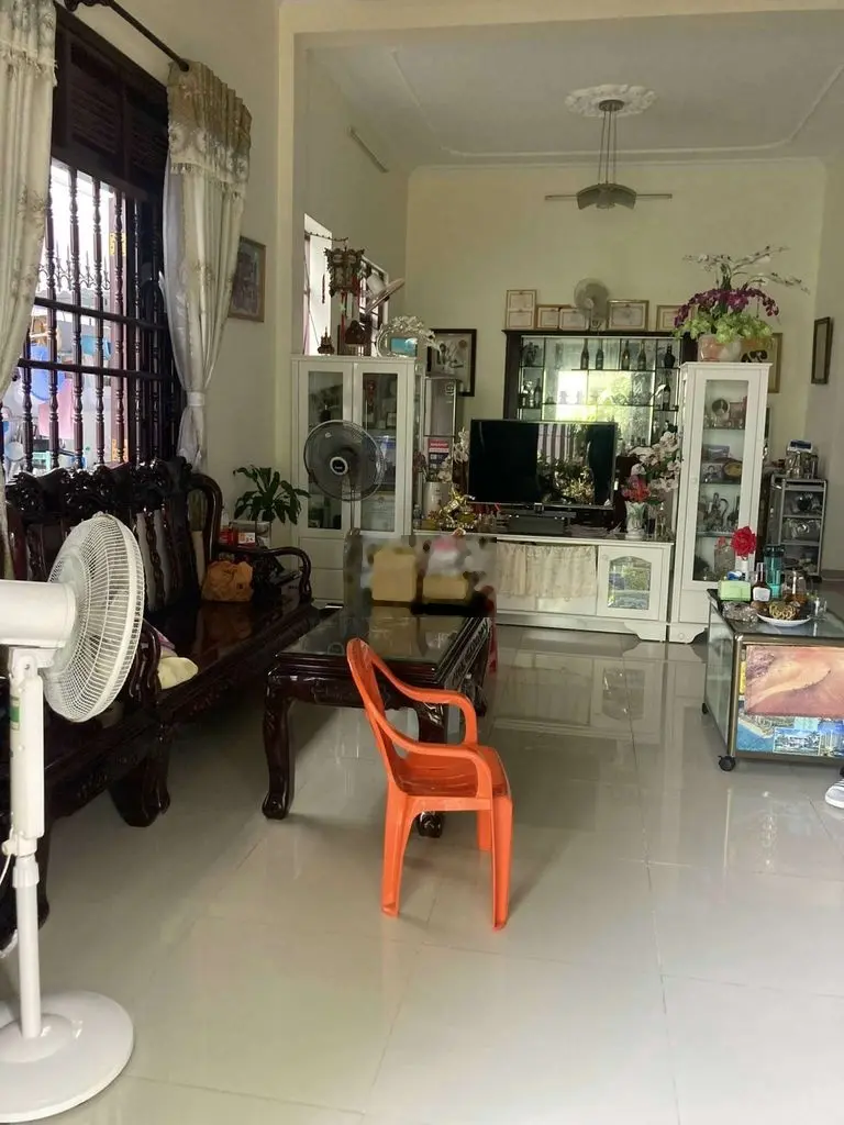 Bán nhà C4 Phạm Ngọc Thạch, phường 9