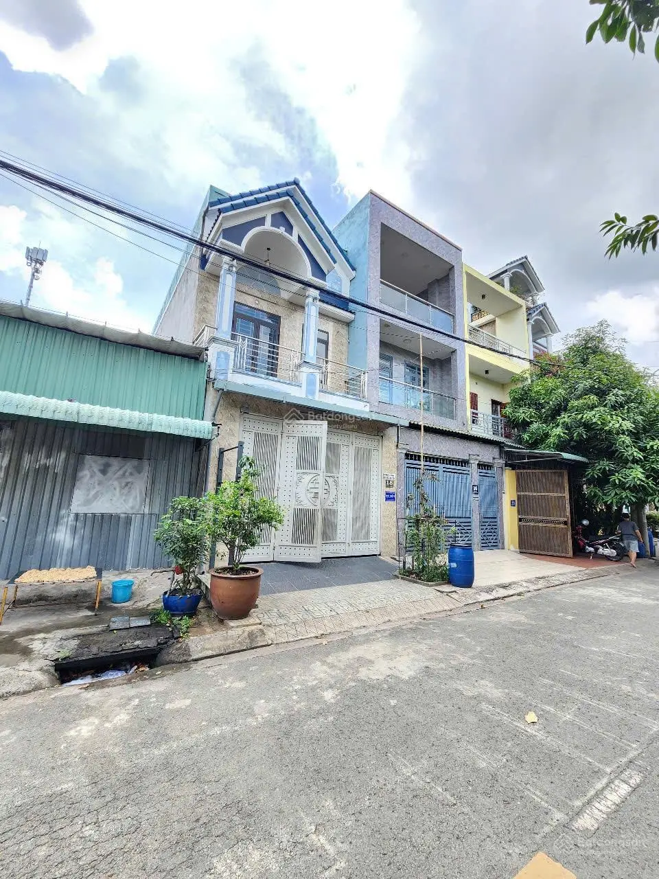 Bán nhà 1 trệt 1 lầu KDC Bình An. P. Bình Thắng TP Dĩ An