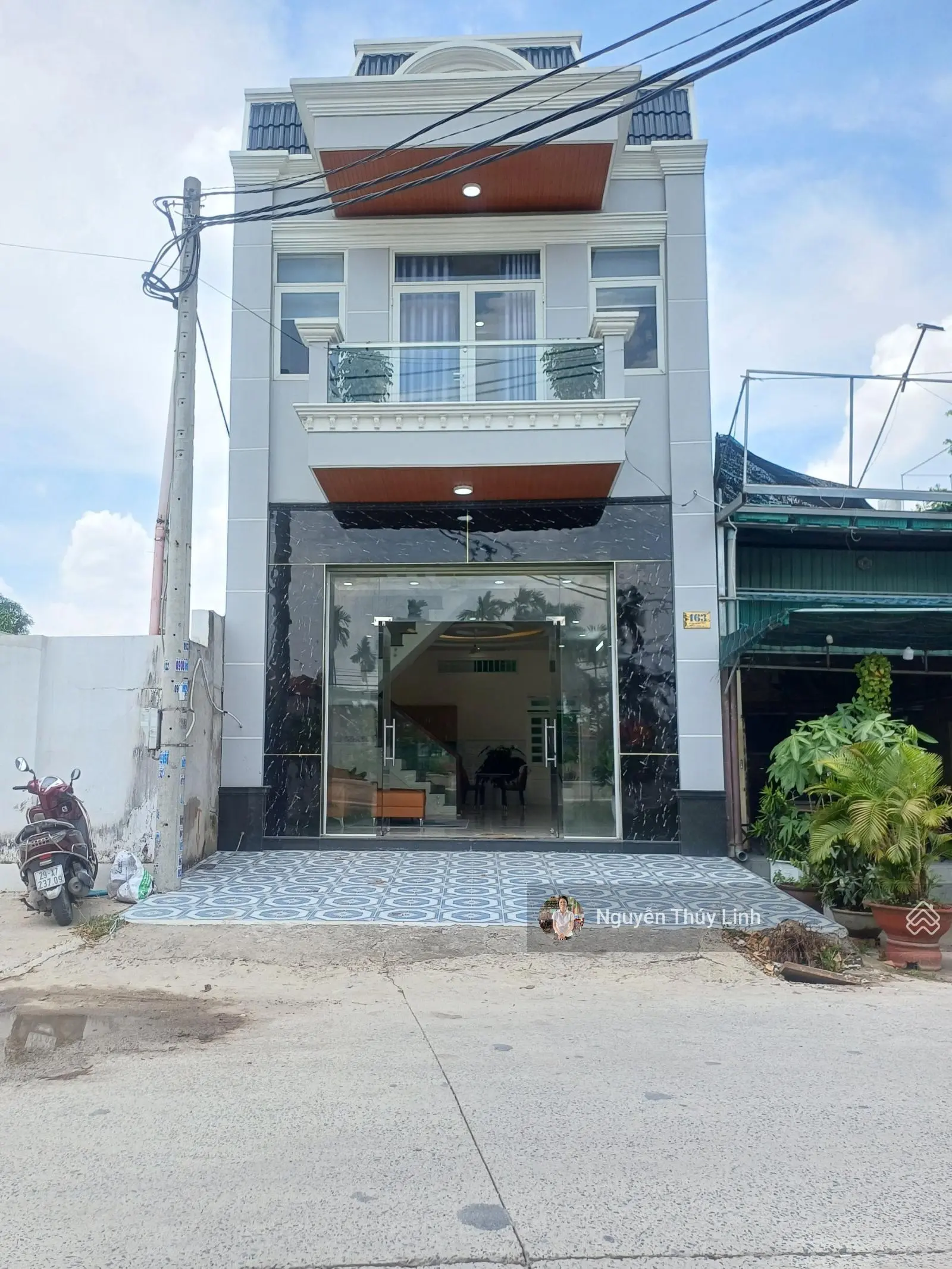 Nhà mặt tiền tx52- phường Thạnh xuân- Quận 12- Hồ chí minh ( 5.6m* 15m)