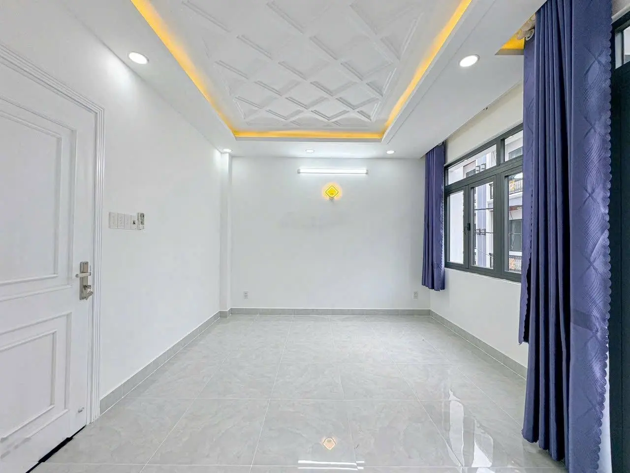 Bán nhà sổ riêng 50m2 đường xe hơi 71 đào tông nguyên tt nhà bè
