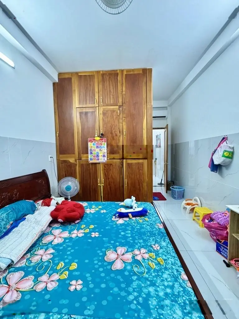 Sau lưng căn mặt tiền - nhà đẹp Lê Văn Việt Hiệp Phú Q9 - 6.7 tỷ - 69m2 - 5PN - xe hơi tới nhà