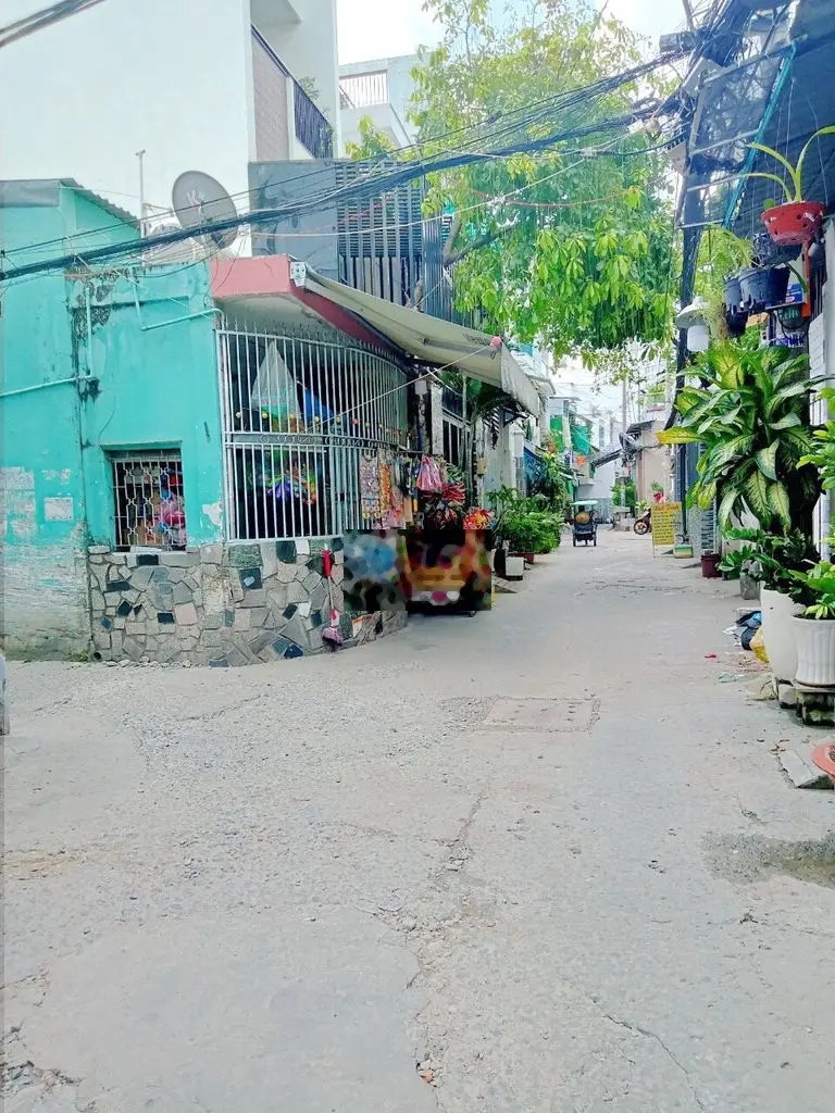 🔴Nhà bán 2 tầng nở hậu Âu Dương Lân P3Q8. Giá 2,7 tỷ TL