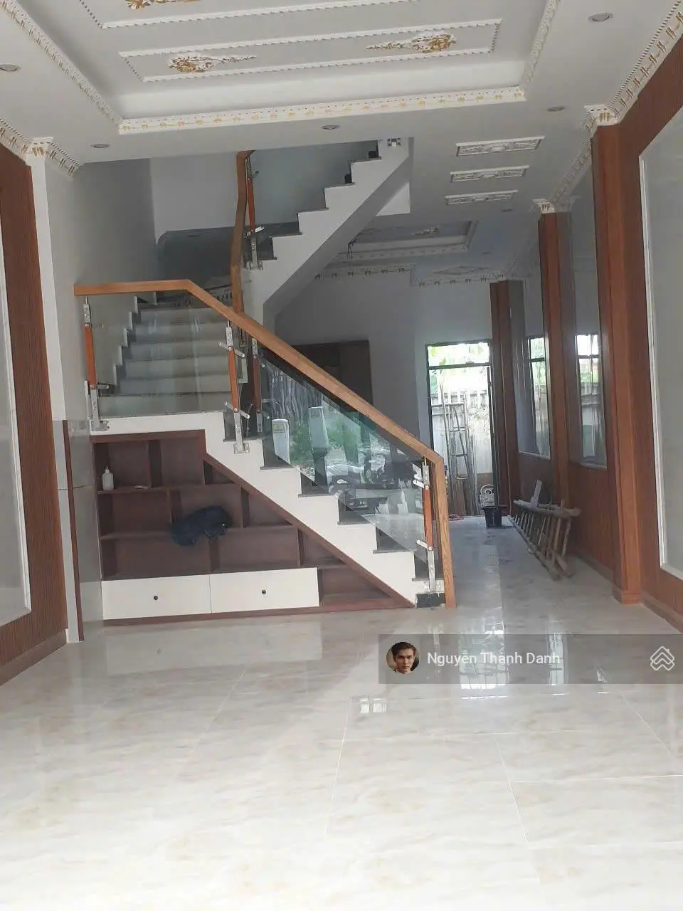 Nhà ngộp bán gấp 66m2 .1 trệt, 2 lầu. Giá 2,6tỷ. Cách đường Phan Đình Giót 100m. Gần chợ Thành Nam.