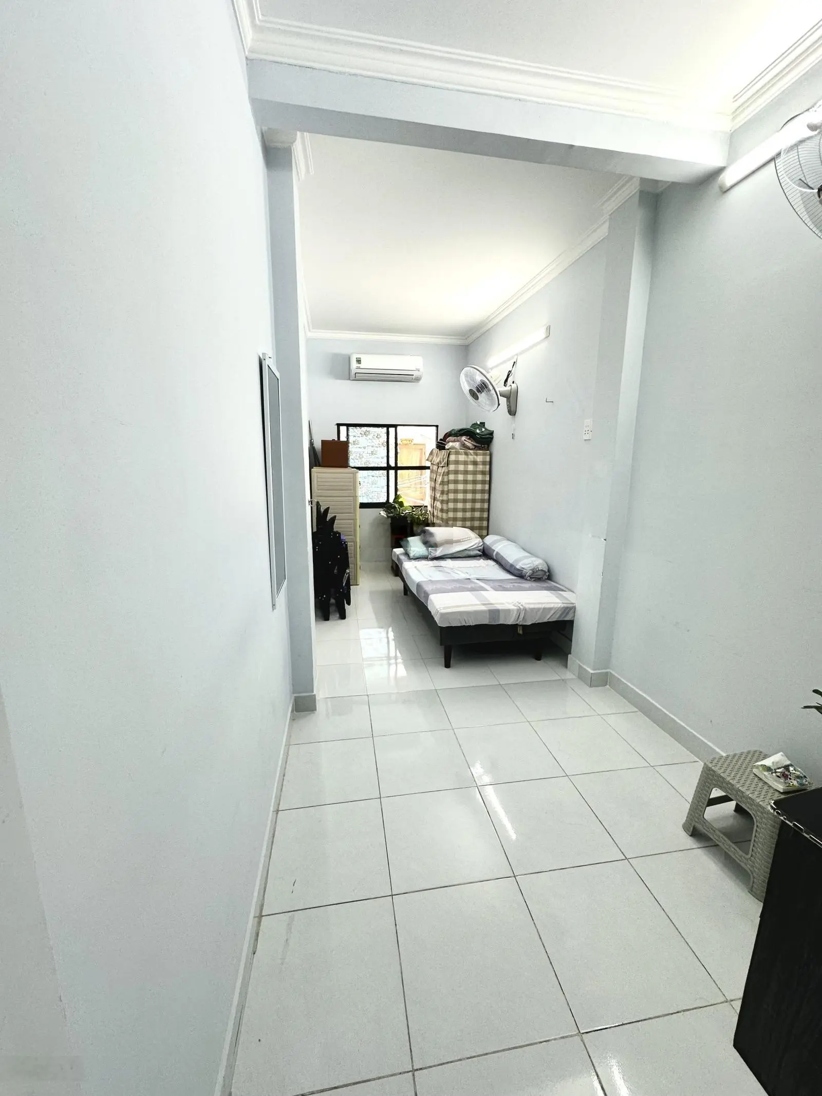 Bán nhà hẻm 231// Bình Tiên, P8, Q6 (1 trệt, 2 lầu, có sân thượng)