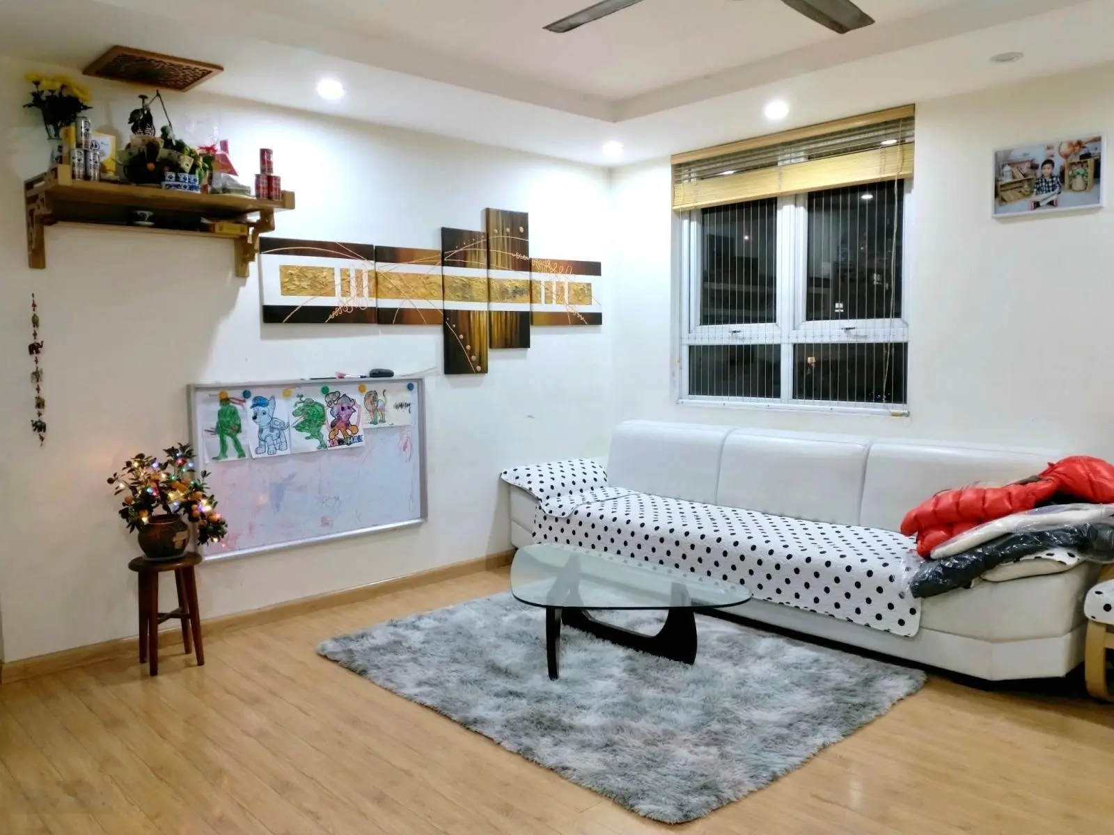 Căn góc đẹp cực hiếm quận Thanh Xuân 60B Nguyễn Huy Tưởng 70m2 2N2WC chỉ nhỉnh 4 tỷ. LH: 0964 380 ***