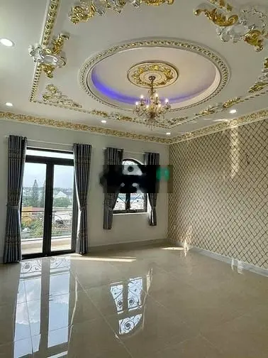 Nhà 5x23M, 3 Lầu Mặt Tiền Xuân Thới Đông, gần Ủy Ban tiện Kinh doanh