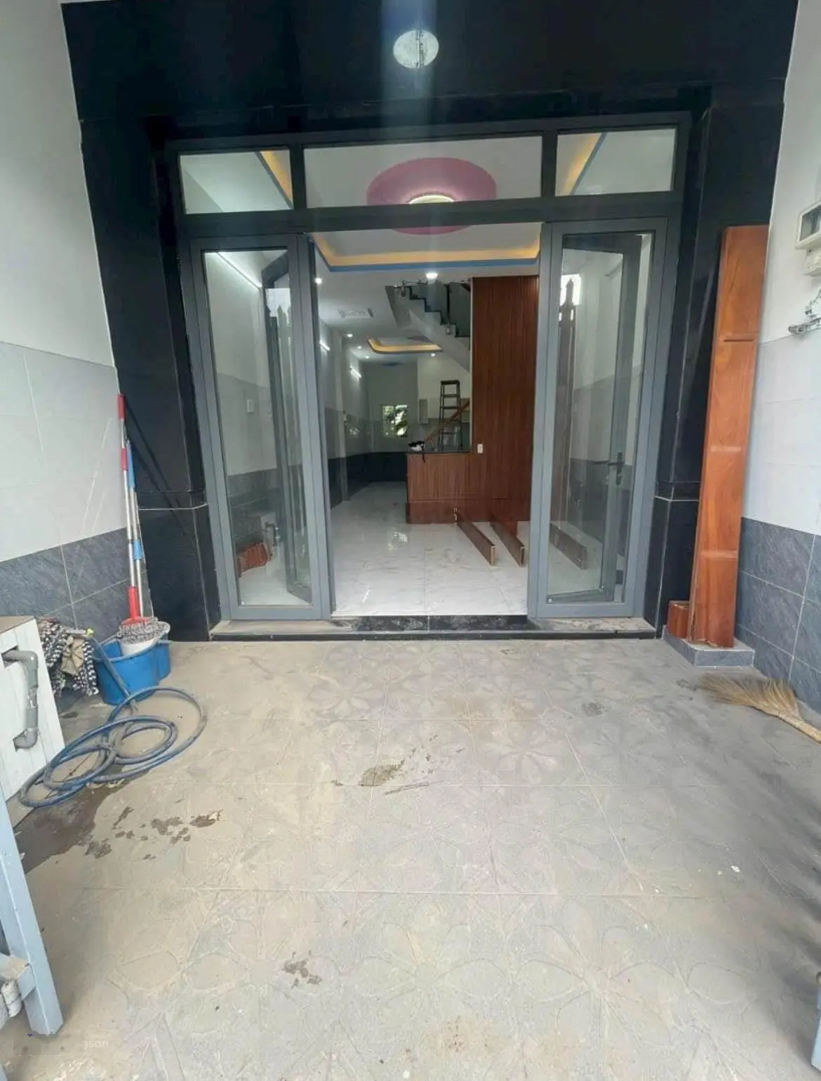 Chính chủ cần bán gấp căn nhà 60m2 SHR ngay đường Lê Văn Quới, cách Ngã tư Bốn Xã 3 phút nhỉnh 2tỷ