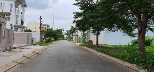 Bán lô đất nền biệt thự dự án Mẫu Giáo Trung Ương 3, TP Thủ Đức, hướng Đông Nam, lô E
