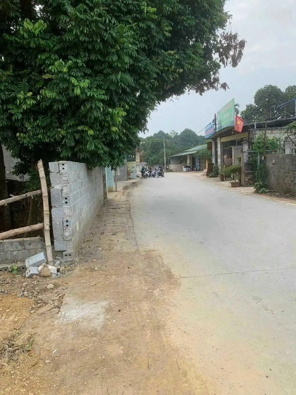 Mặt đường liên xã, 103m2, trục kinh doanh buôn bán cực đẹp