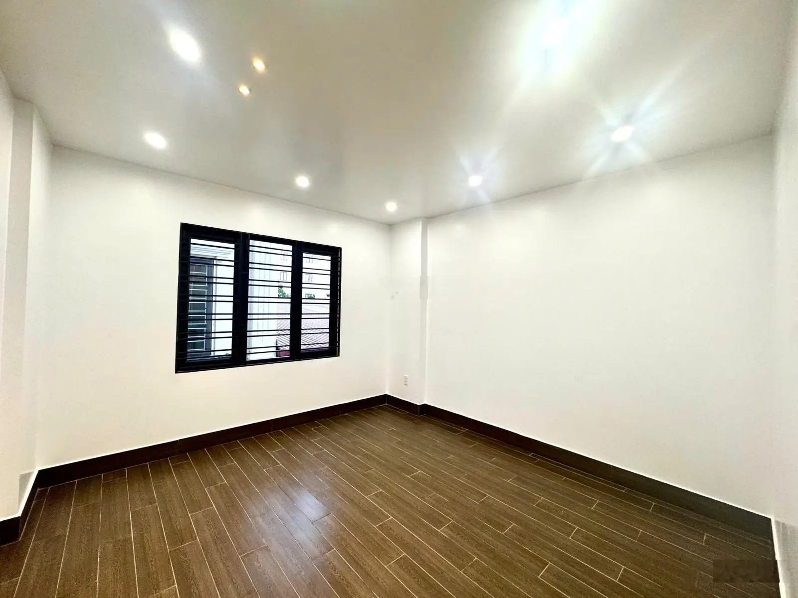 Bán siêu phẩm kinh doanh đỉnh, ở sướng, ôtô đỗ trước cửa Thiên Lôi, Lê Chân, Hải Phòng, giá tốt