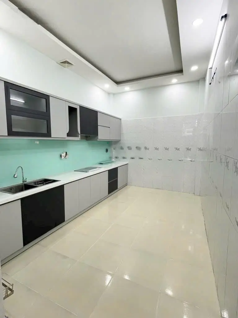 Nhà bán hẻm 4m Nguyễn Thị Nhỏ - nhà mới - 4 tầng sổ đầy đủ 5,9 tỷ