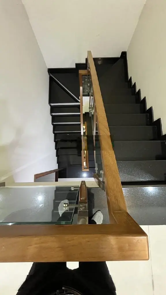 Bán nhà 4 x 24m tên lửa đường 10, kế công viên- 4 tầng giá 7.45 tỷ