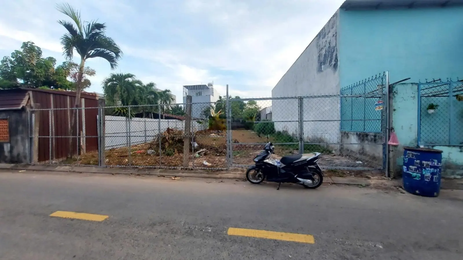 Bán lô đất thổ cư Xuân Thới Thượng 22.1 gần UBND xã Xuân Thới Thượng, 12x42, 500m2