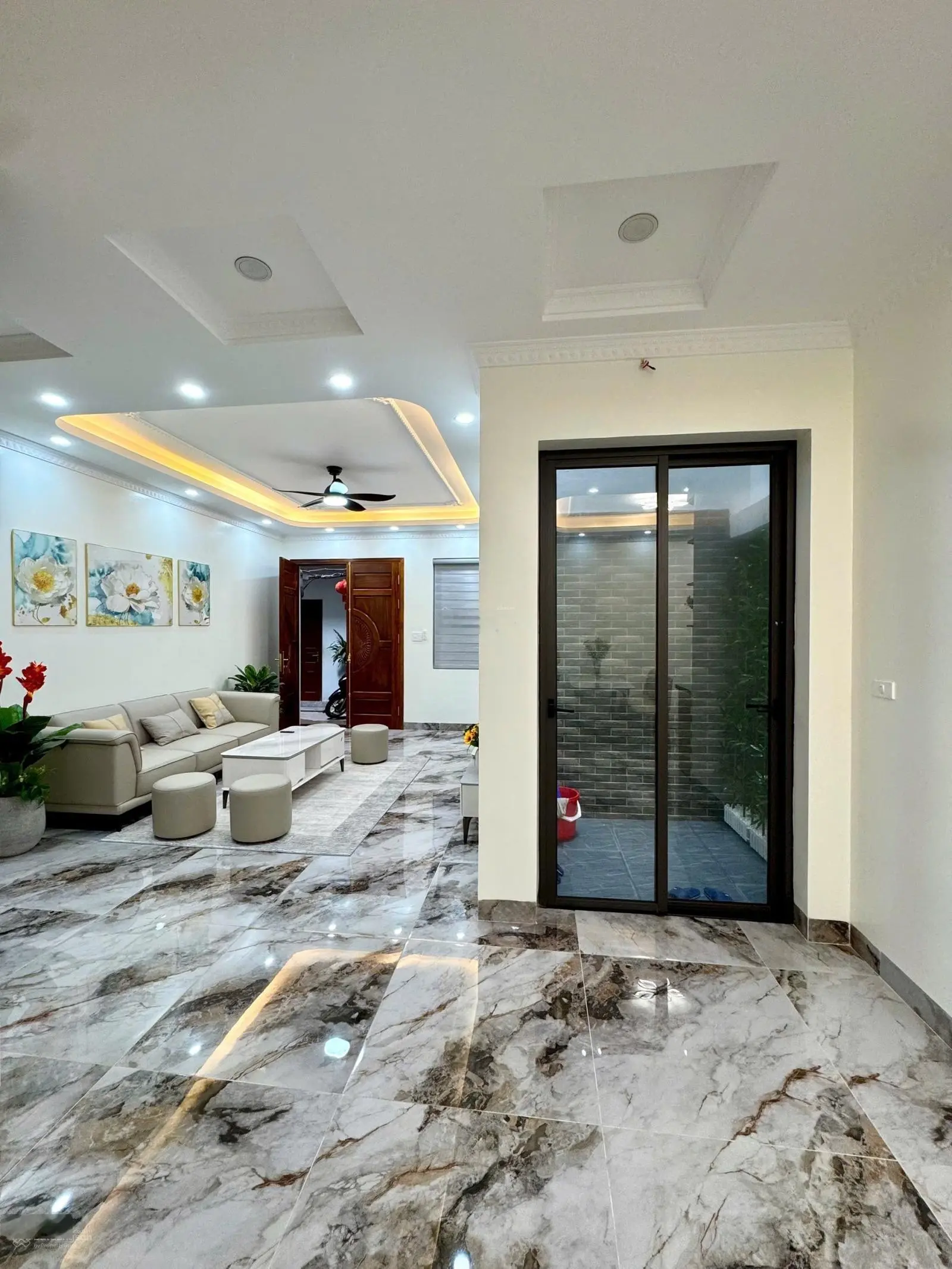 Bán nhà ngọc lâm | 5 tầng - thang máy - 60m - 12tỷ - ngõ nông 3 bước ô tô