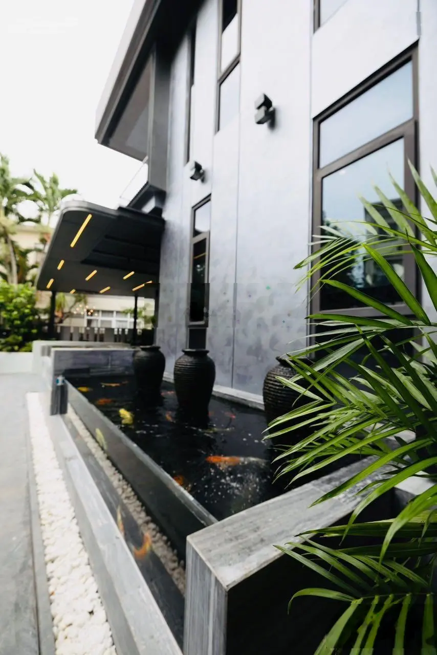 Bán gấp biệt thư đơn lập Hưng Thái - đường Nguyễn Đổng Chi - Phú Mỹ Hưng - Quận 7. Giá bán 83 tỷ TL