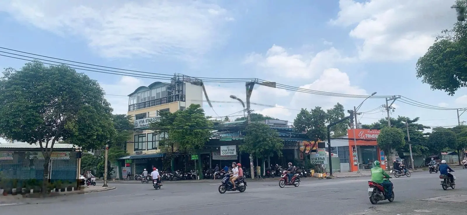 Siêu Hiếm Căn Góc 2 MT. Phường Tây Thạnh. Tân Phú. DT 16x22m. 3 tầng. HDT 150 triệu. Giá 40 tỷ