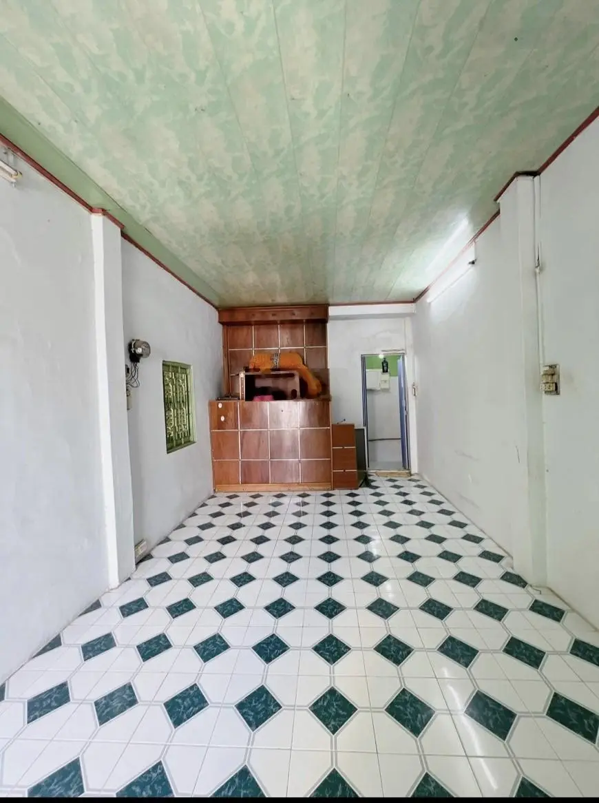 Bán nhà quận 4, 3 Tầng, hẻm 1/ khu dân cư hiện hữu, ngay chợ Xóm Chiếu, đường Đoàn Văn Bơ !