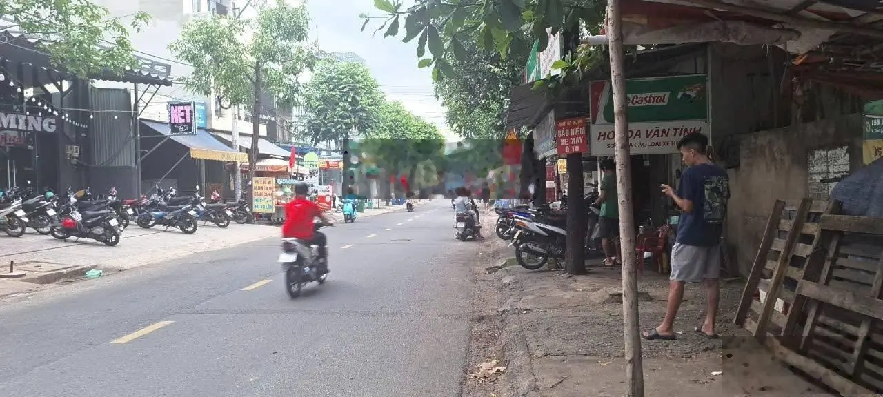 Bán nhà Đường Lã Xuân Oai,Lê Văn Việt Quận 9, giá 9,29 tỷ, diện tích 90 m2, ngang 5m, 4 tầng.