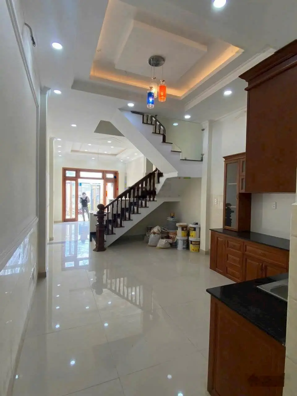 9,06 tỷ TL NHÀ 3.5 TẦNG CÓ SÂN MT 686 Quốc lộ 13, Hiệp Bình Phước,Thủ Đức đất: 74.9 m²
