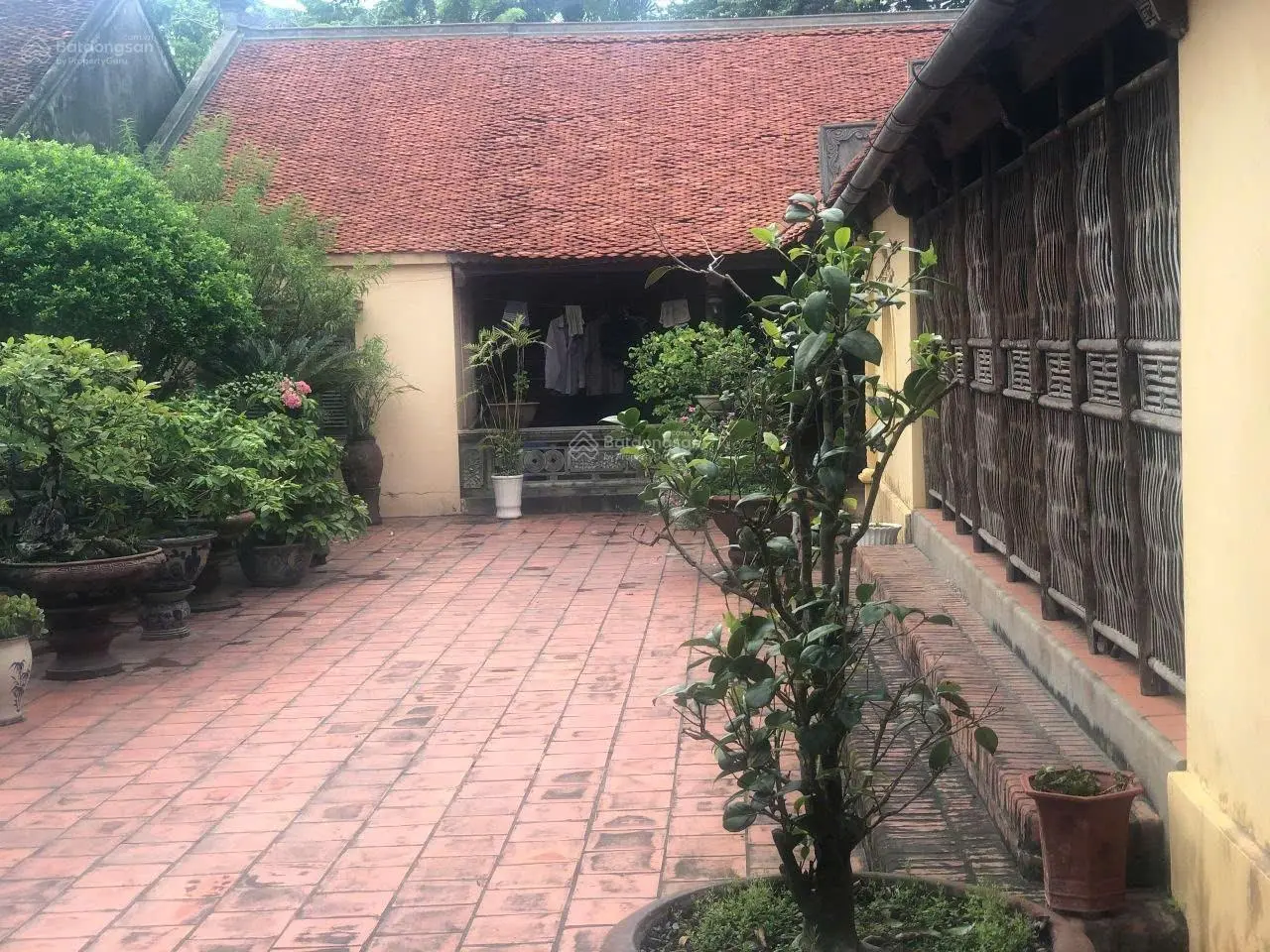 Bán nhà riêng đẹp tại thị trấn Hồ, Thuận Thành, Bắc Ninh, 12 triệu / m2, 811 m2. LH: 0826218668
