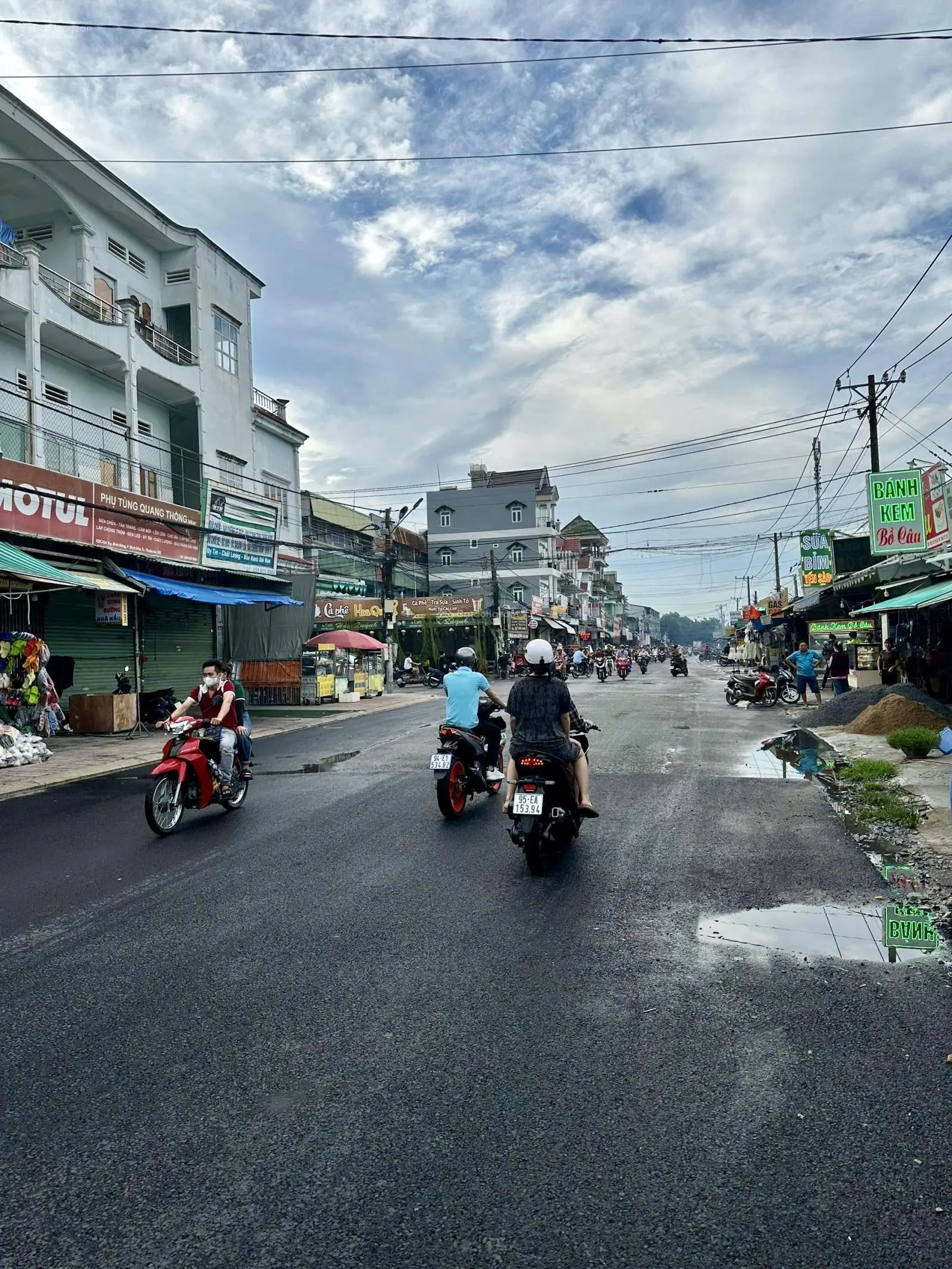 Ngộp vốn bán nhanh lô đất tặng kiot mặt tiền chợ 434. KCN Vsip1, đang cho thuê tháng hơn 10triệu