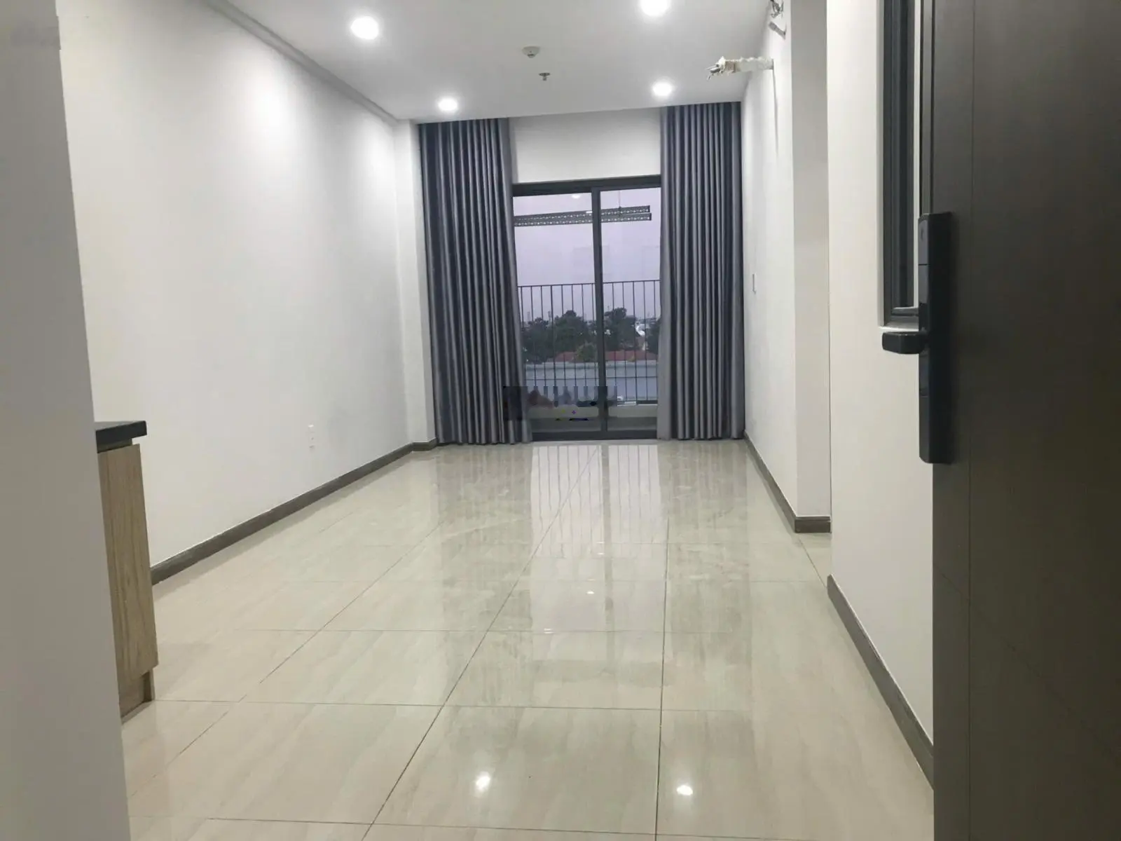 Chính Chủ Gửi Bán 5 Căn Bcons Plaza 2PN 52m2. Đồng Giá Bán 1,7 tỷ. Rẻ nhất thị trường