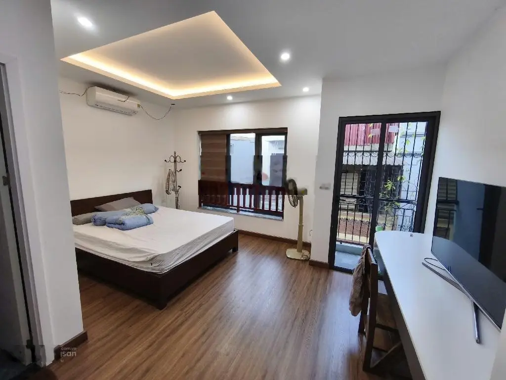 Siêu phẩm quận Ba Đình ngõ ô tô tránh - cầu thang máy