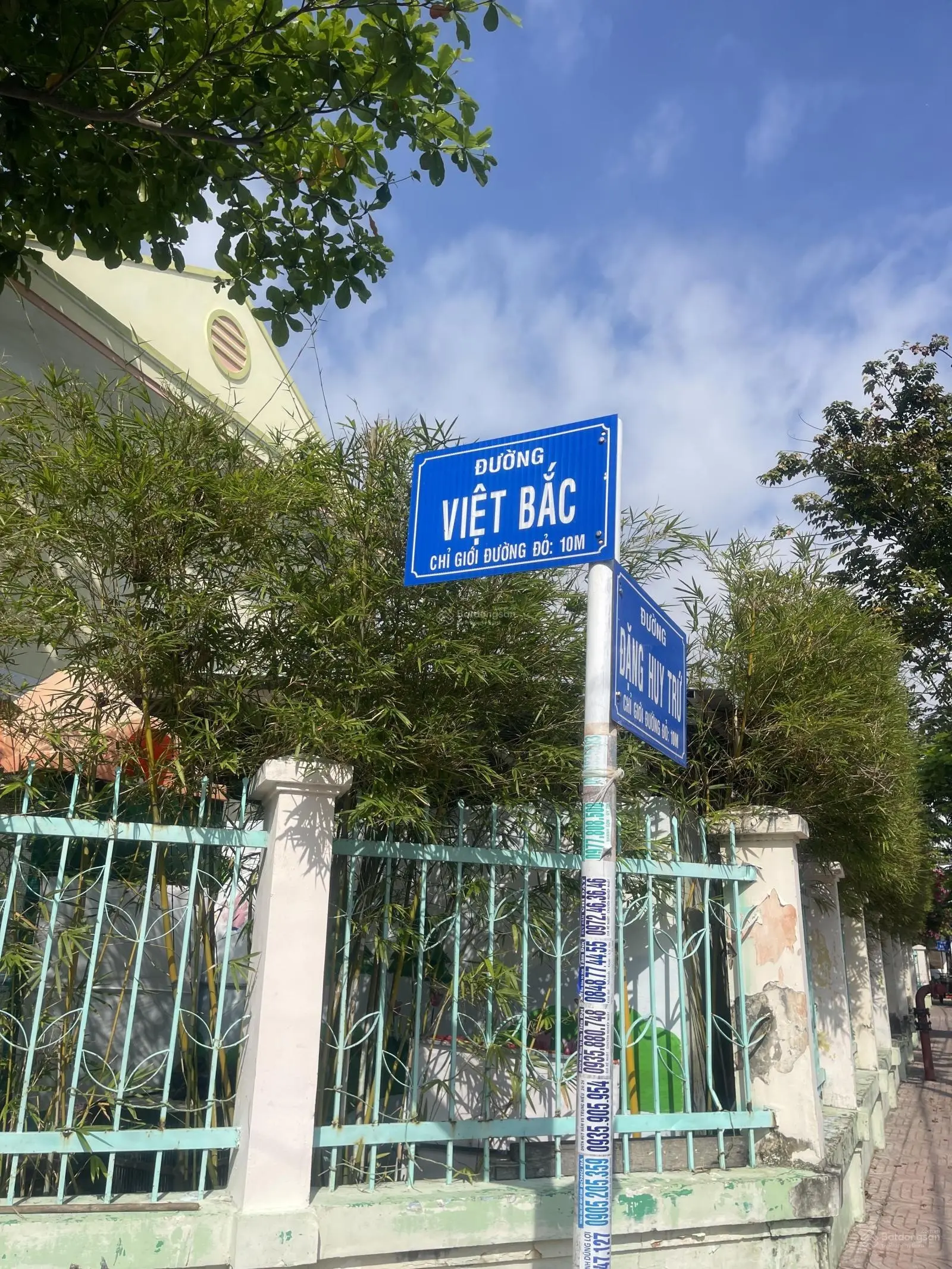 Bán nhà đẹp đường 10m Vĩnh Nguyên, cách bãi tắm Biển 450m giá chỉ 3,5tỷ