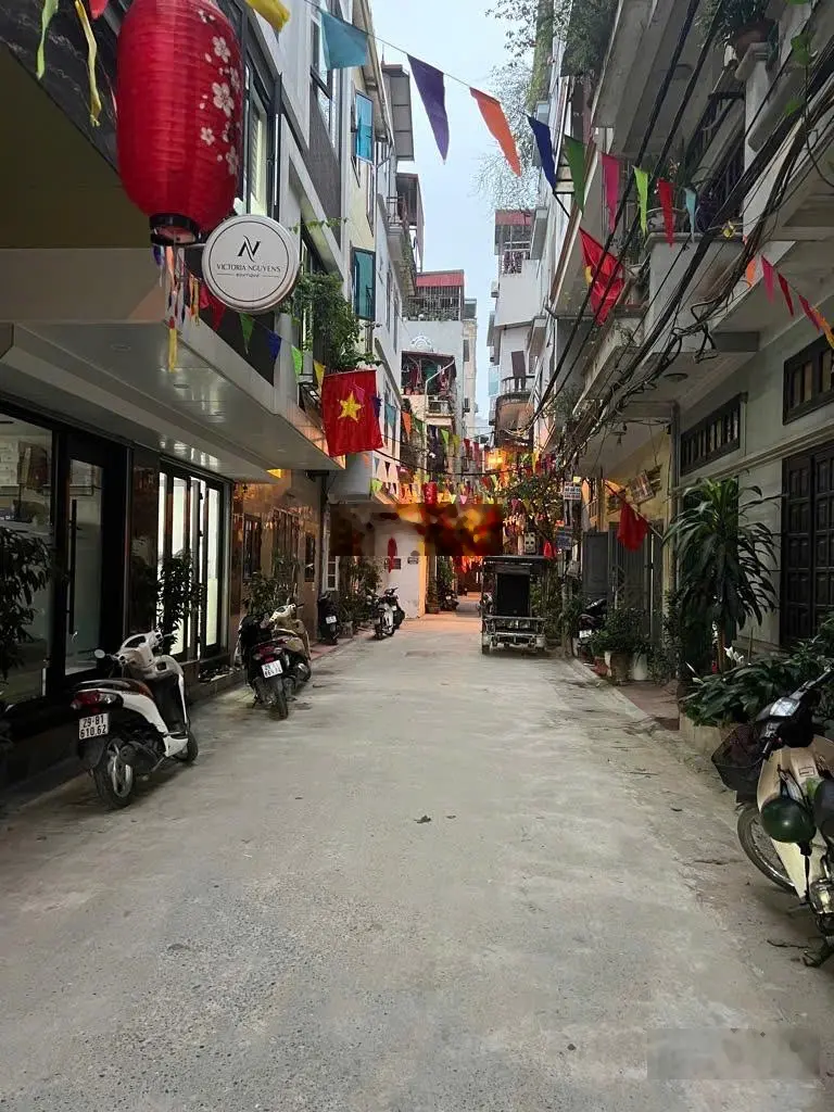 BÁN NHÀ TÂN ẤP VỊ TRÍ ĐẸP GẦN Ô TÔ, GIÁ NGHE LÀ CHỐT 38M NHỈNH 4 TỶ.
