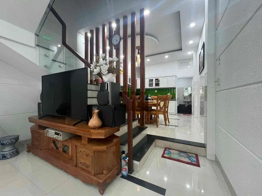 bán nhà 4 tầng khu bàn cờ mặt tiền nhị hà