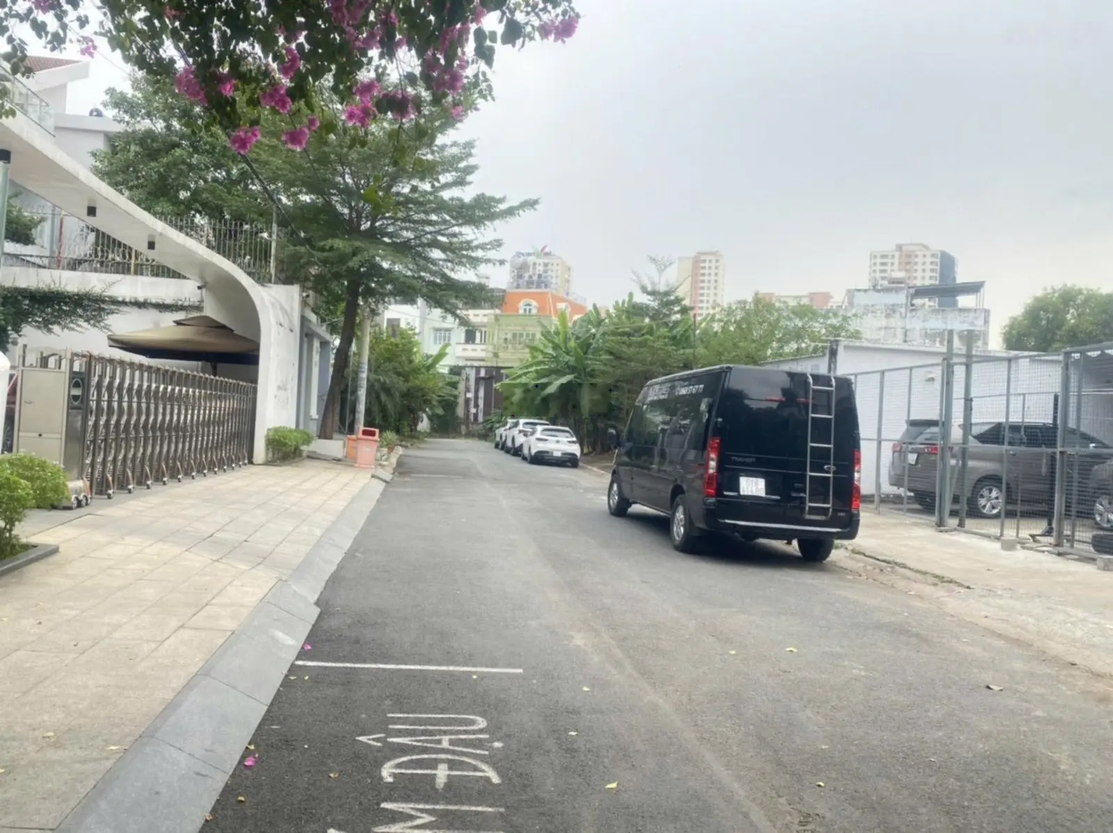 Bán đất vị trí víp khu Trần Não 10x29m đường rộng 12m vị trí cách Thủ Thiêm 2km