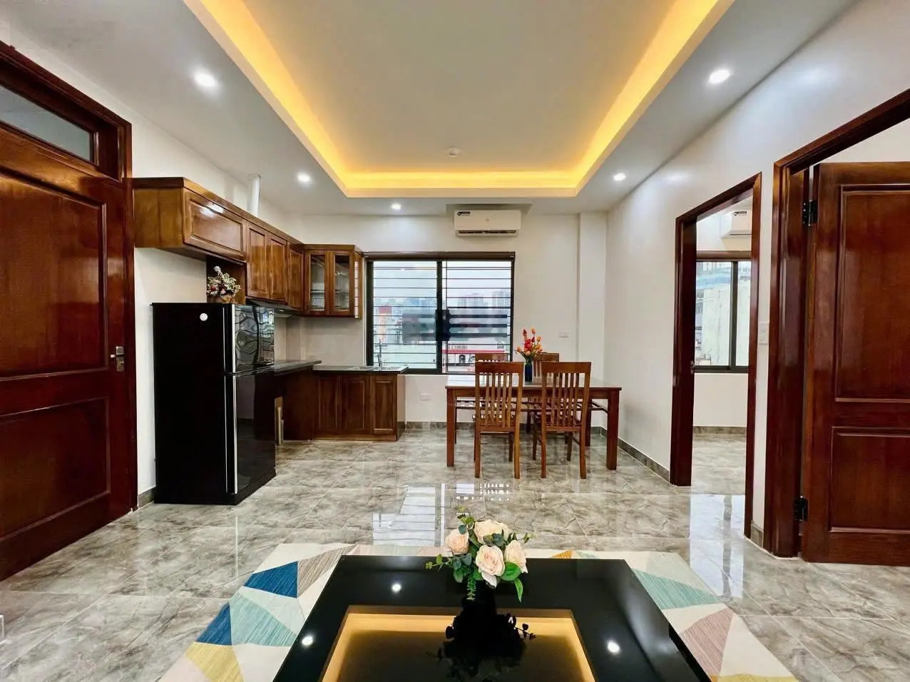 Cần bán gấp nhà dòng tiền doanh thu cao phố Mỹ Đình 117m2, 7 tầng, thang máy, 14 phòng khép kín.