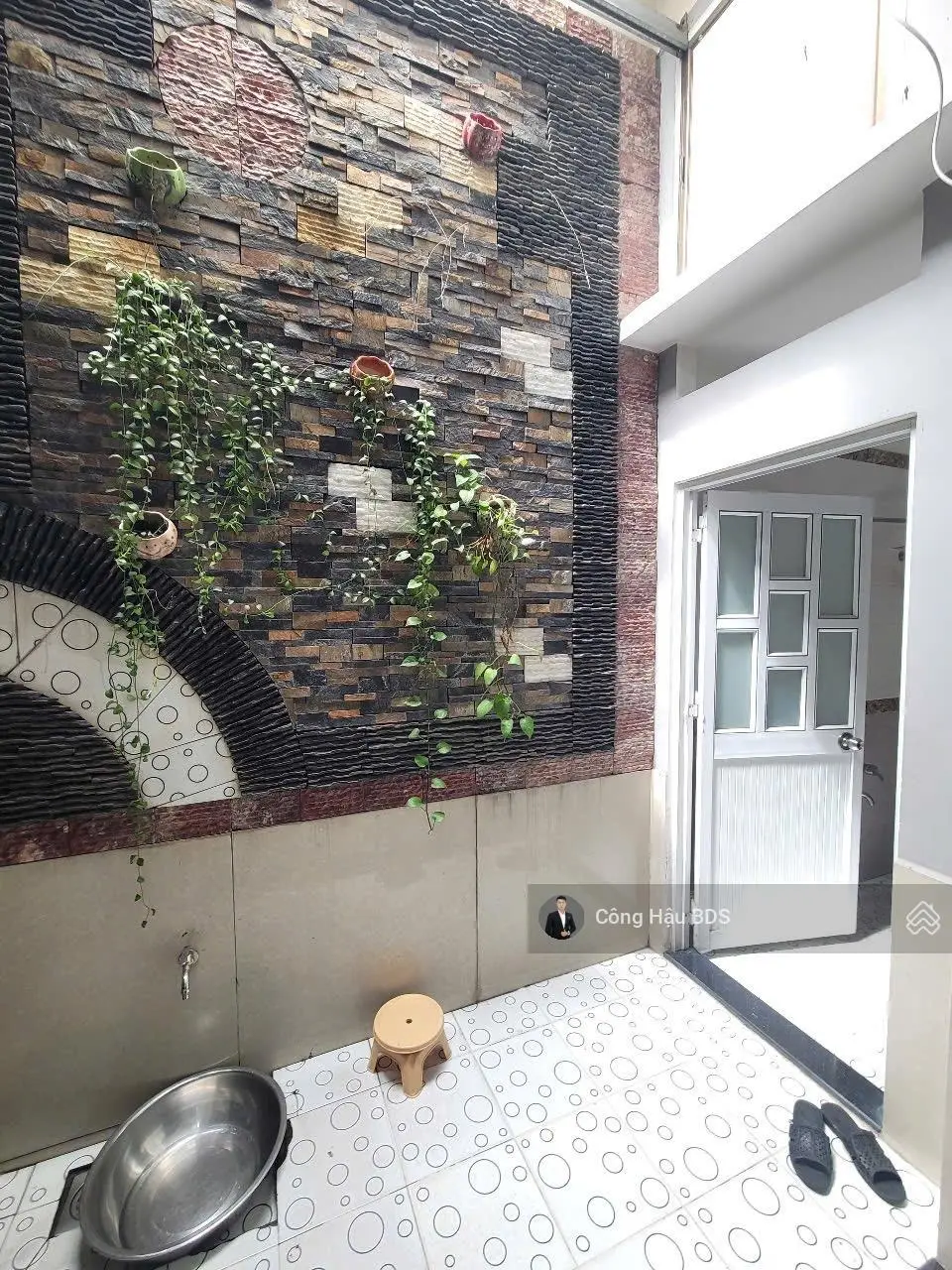 Biệt Thự Mini Mặt Tiền Đường Nguyễn Du. Tp. Dĩ An. DT: 180M2. Đường 10M. Giá: 15.5 Tỷ