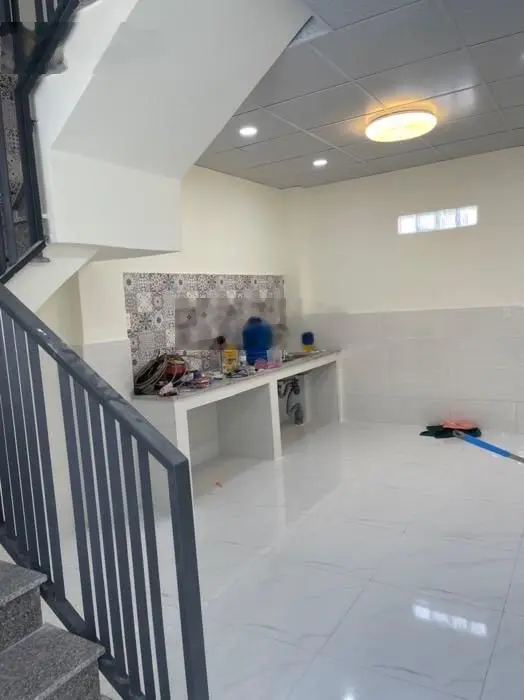 Khu VIP - KDC Hồng Long, HBP - Thủ Đức - giá 4 tỷ 2