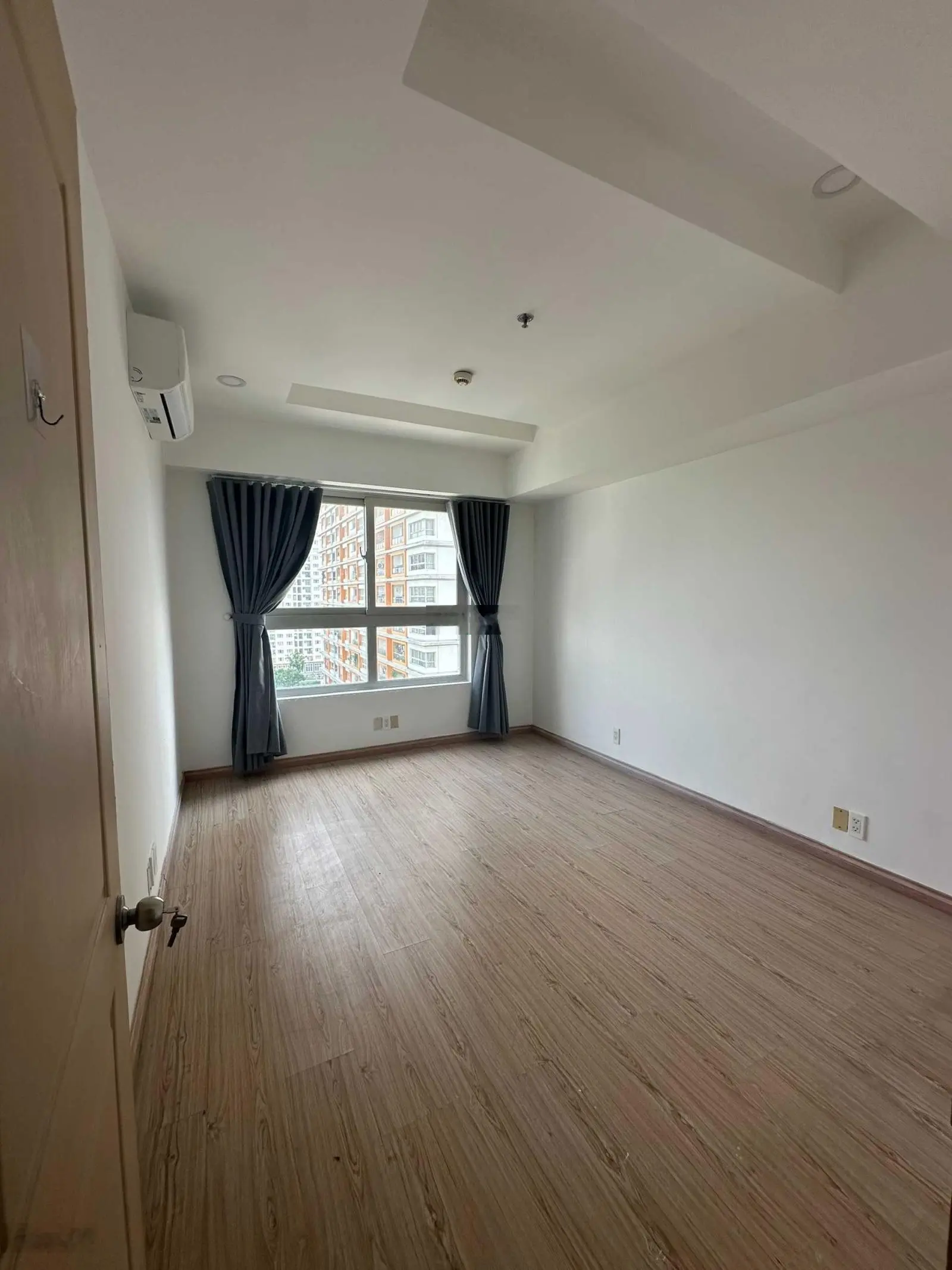 Giỏ hàng còn lại Dragon Hill 1 - Những căn 122m2 3 phòng ngủ view Đông Nam và 4 mặt thoáng hiếm