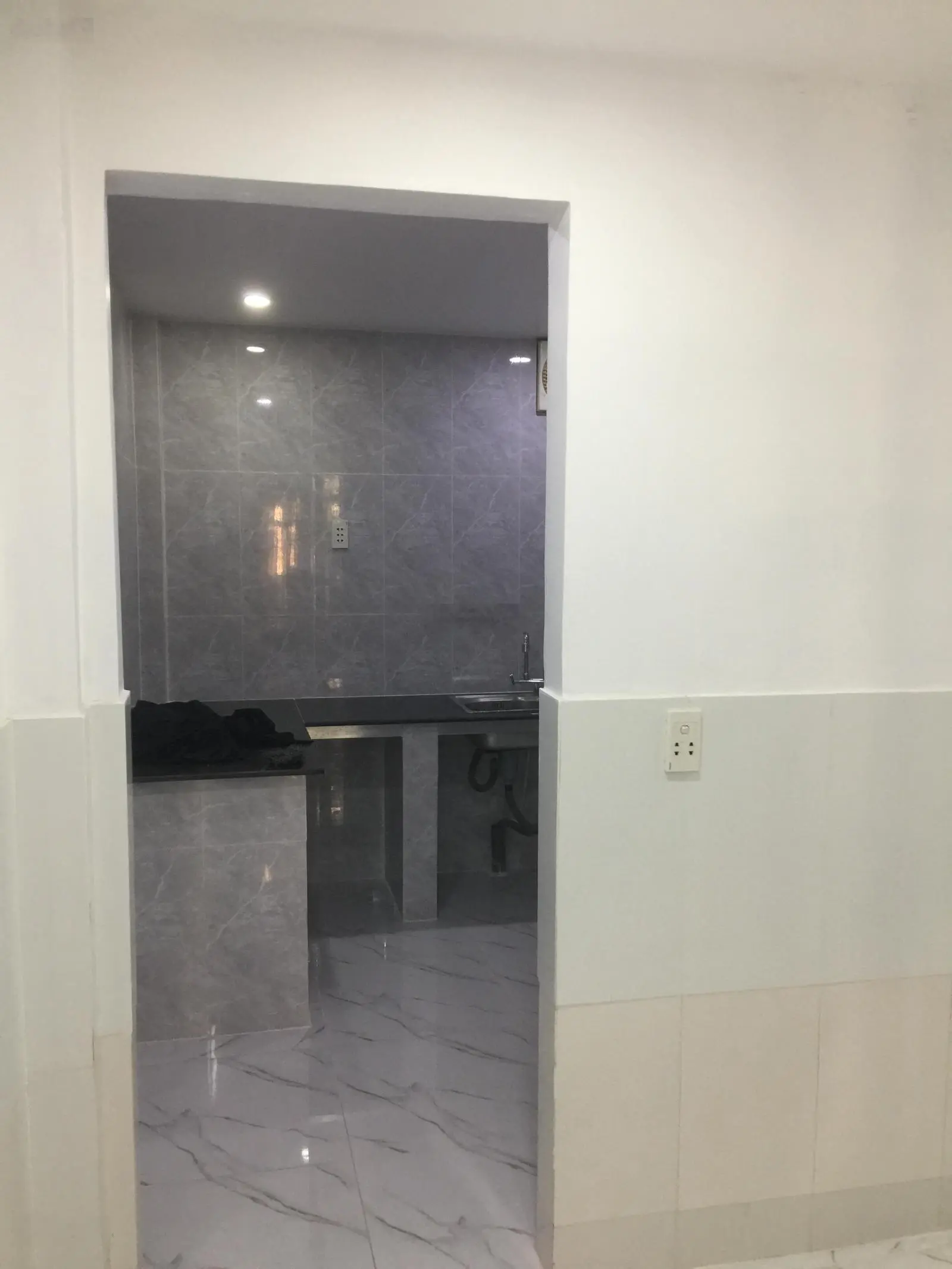 bán nhà 1/10/12, DT: 3,5x10m giá 3 tỷ 5, Sổ hồng, trệt 1 lửng, HBC, TĐ,: 0908284781 - 098016419